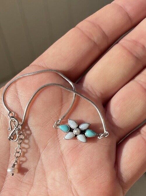Native × Vintage Native American Zuni Sterling Silver Turquoise MOP Flower Bracelet 925SI Vtg Size ONE SIZE - 4 Thumbnail