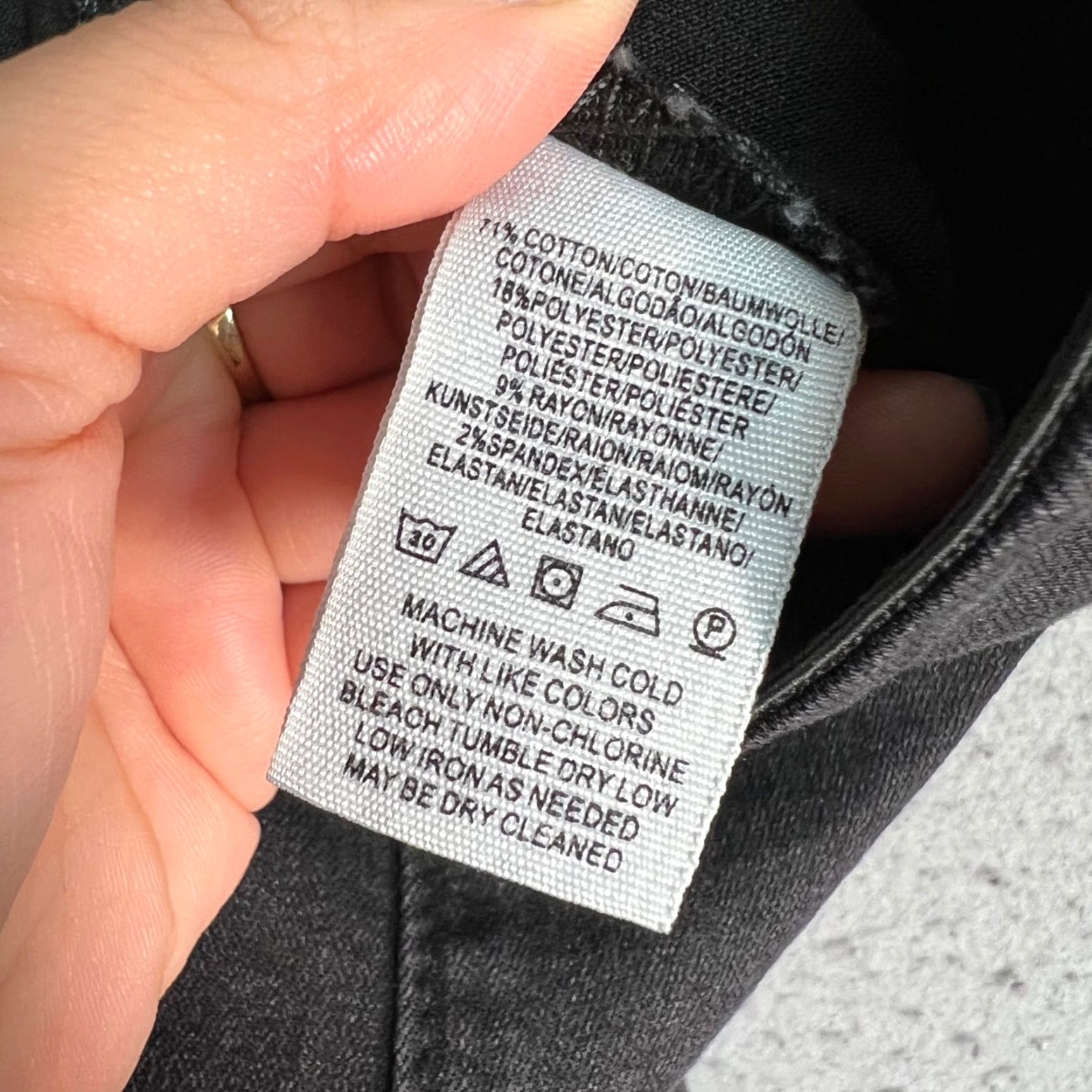 Vintage VINTAGE We The Free Womens Pants Dark Grey High-Waisted Flare 28 Inseam 30 Ankle Cotton Blend Womens Pants(Size 28) Size 28" / US 6 / IT 42 - 4 Thumbnail