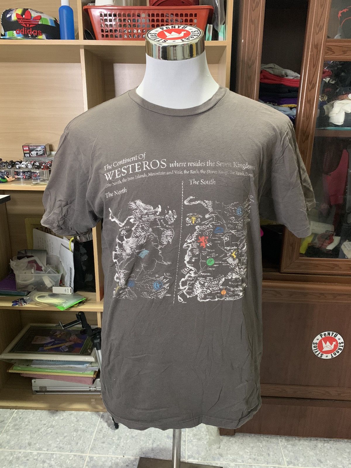 Junk Food Junk food short sleeve Size US L / EU 52-54 / 3 - 1 Thumbnail