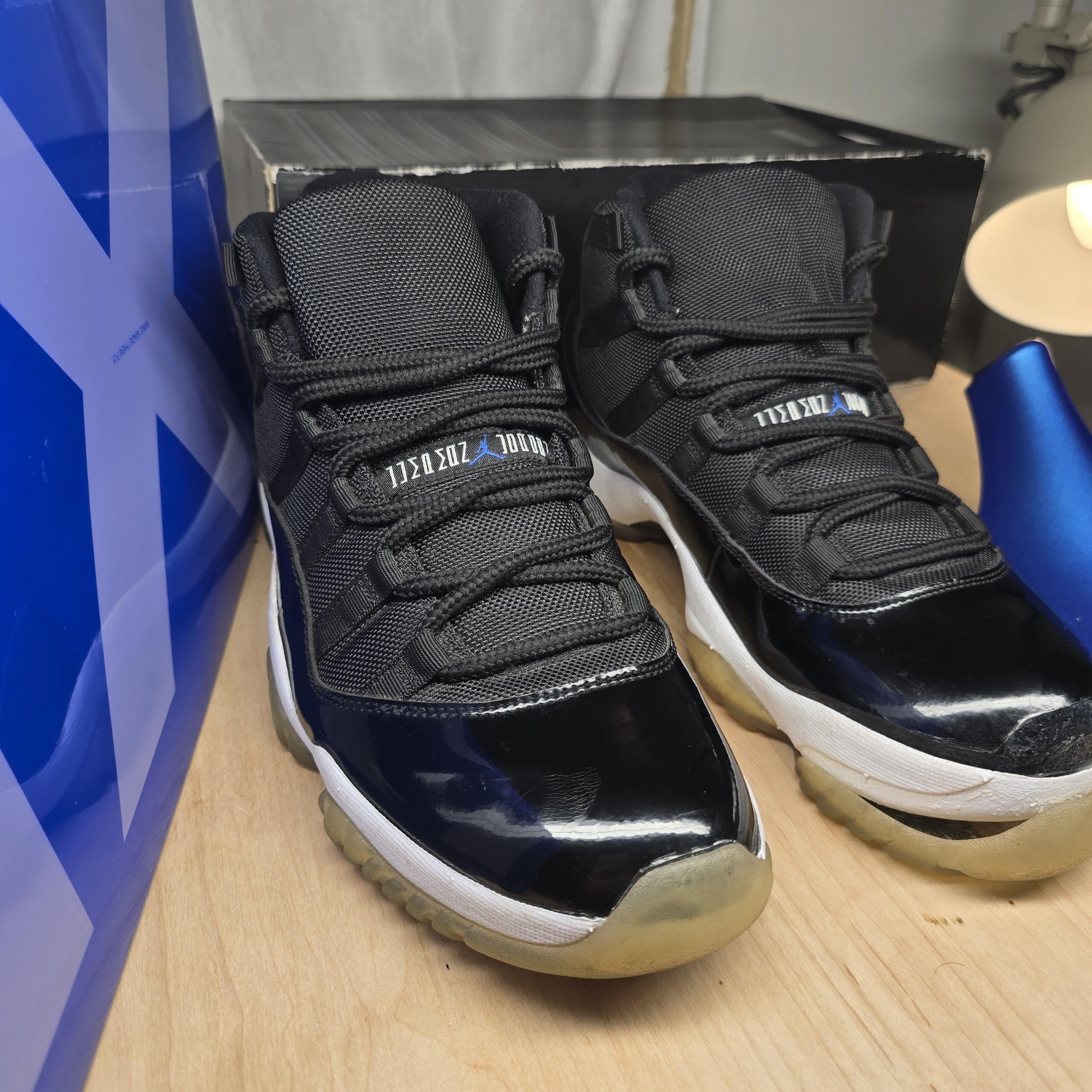Jordan Brand 2009 Air Jordan Space Jam 11 Size US 10 / EU 43 - 2 Thumbnail