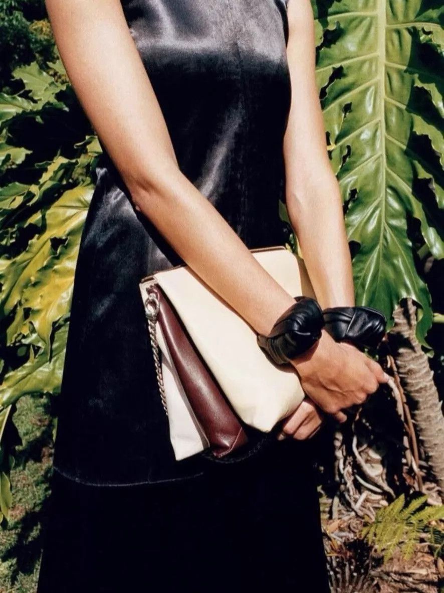 Celine Old Celine Phoebe 2013SS Old Money Lambskin Knot Bracelet Size ONE SIZE - 4 Thumbnail