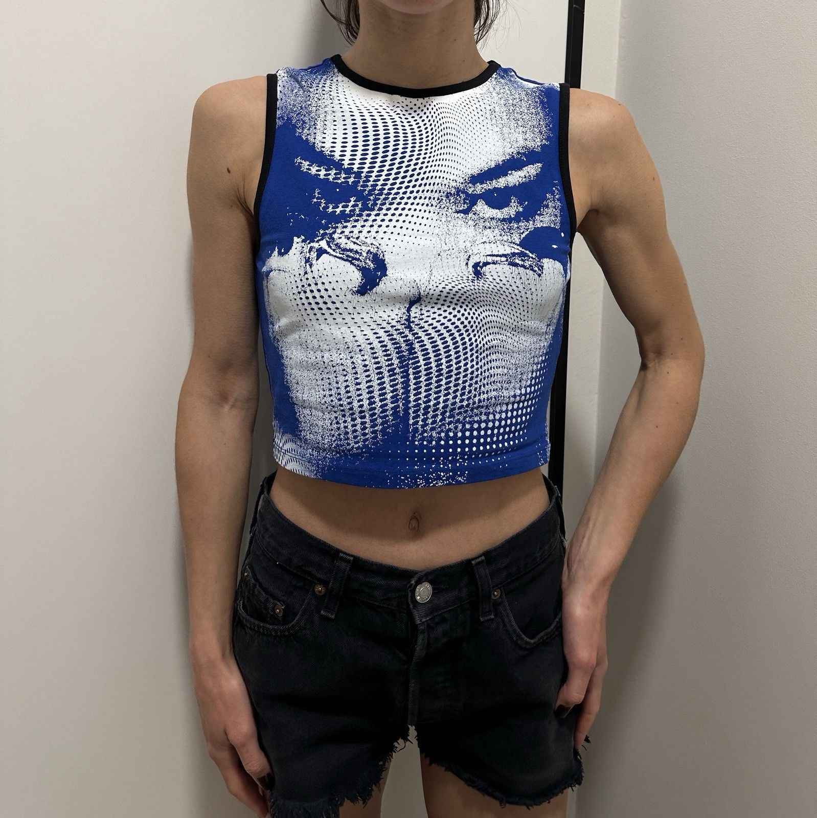 Jaded London Jaded London Blue Face Print Crop y2k Cotton Top Size XS / US 0-2 / IT 36-38 - 5 Thumbnail
