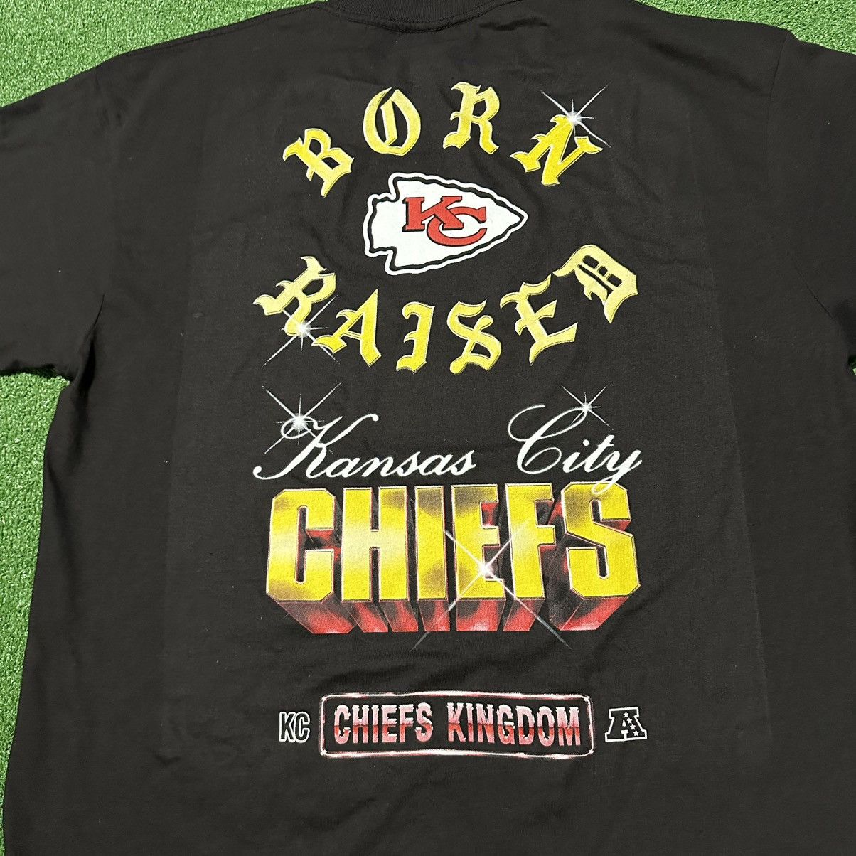 Born X Raised × NFL Born X Raised Kansas City Chiefs chrome rocker tee Size US XL / EU 56 / 4 - 2 Thumbnail