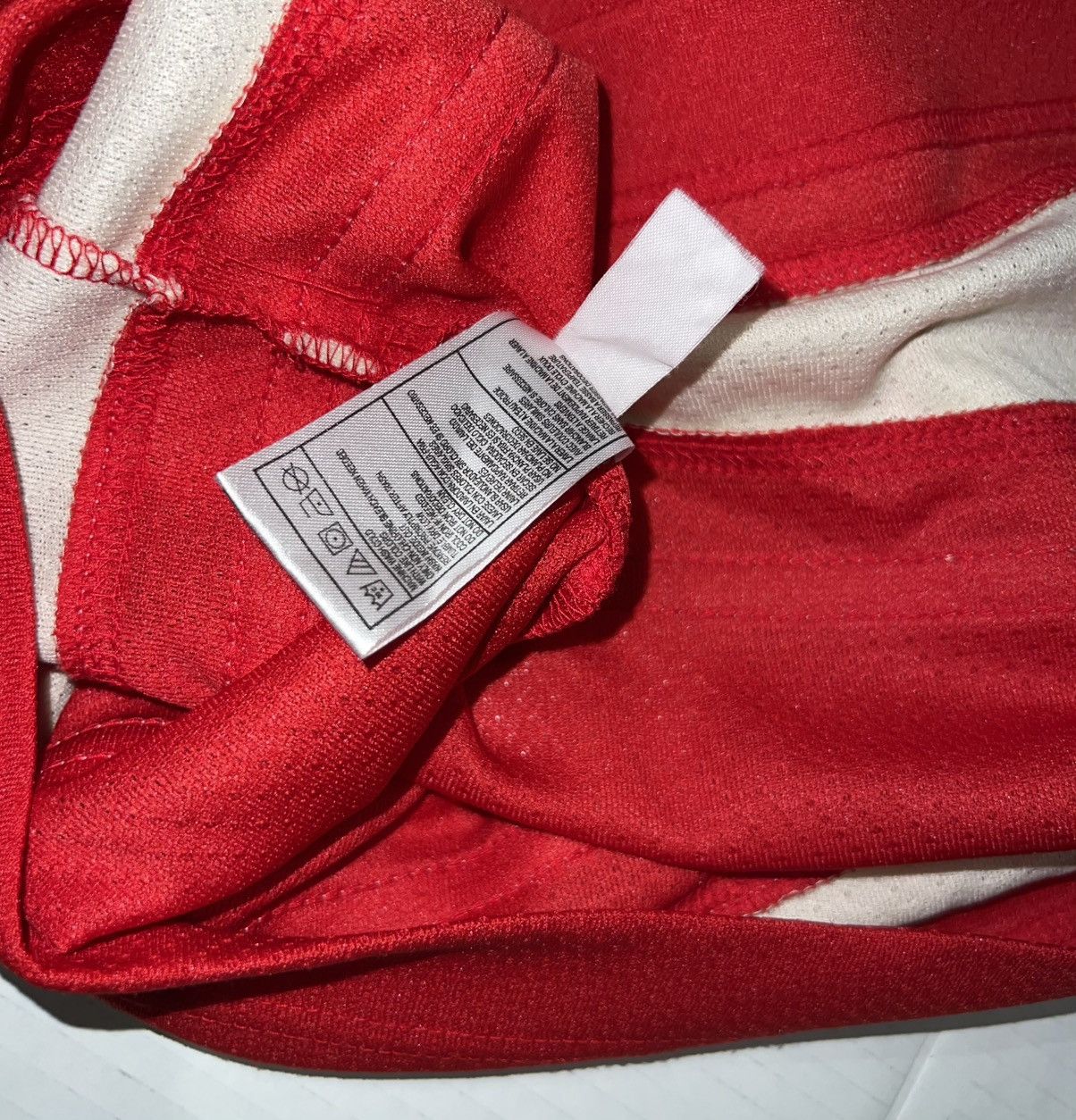 NHL Signed Nyquist Detroit Red Wings Winter Classic Jersey Size US M / EU 48-50 / 2 - 7 Thumbnail