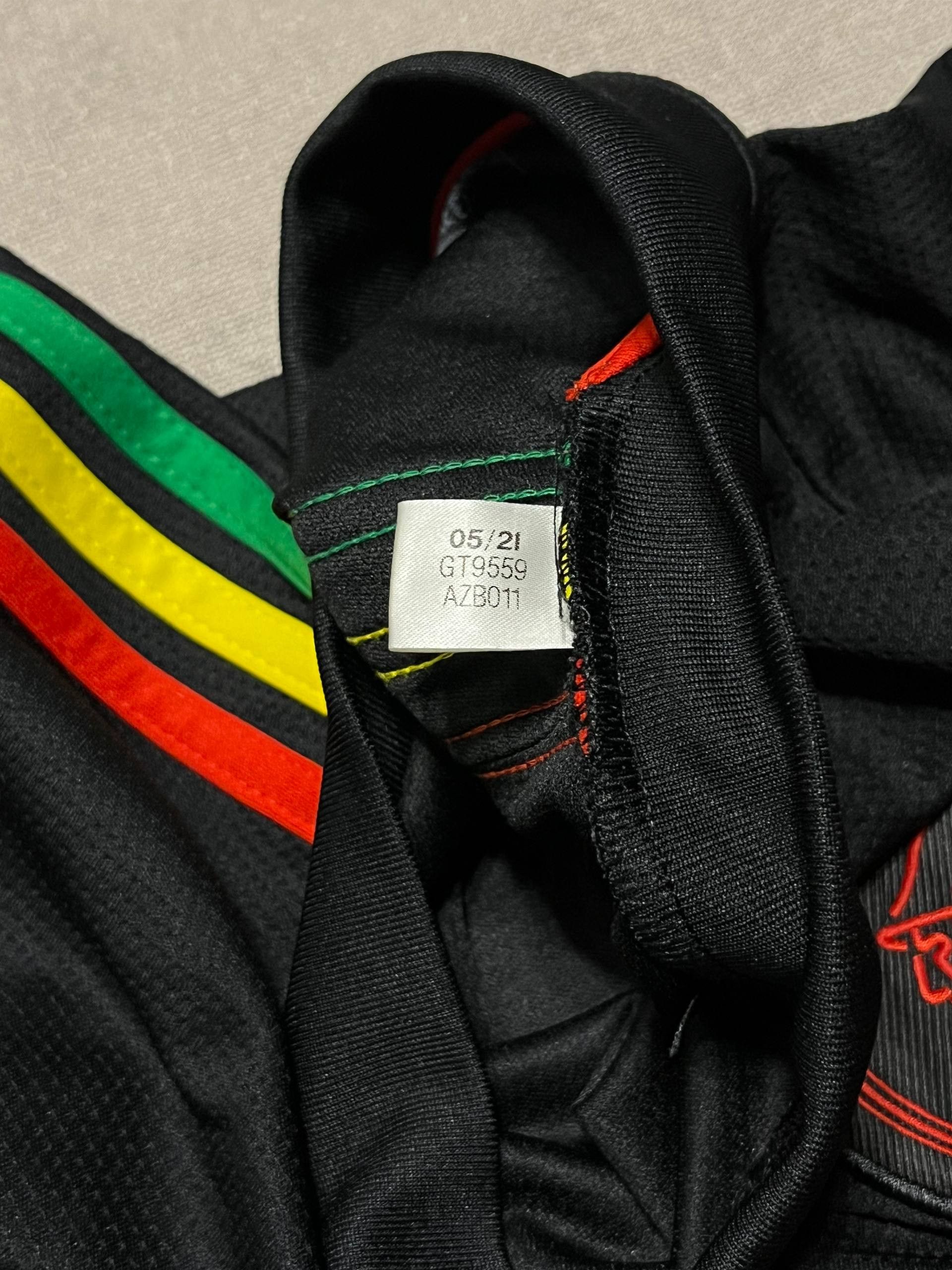 Adidas Adidas Jersey Ajax 2021 2022 Bob Marley Third Mens T shirt Size US S / EU 44-46 / 1 - 9 Thumbnail