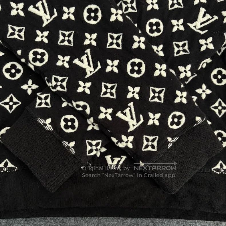 Louis Vuitton Louis Vuitton Black full-print logo sweatshirt Size US M / EU 48-50 / 2 - 4 Thumbnail