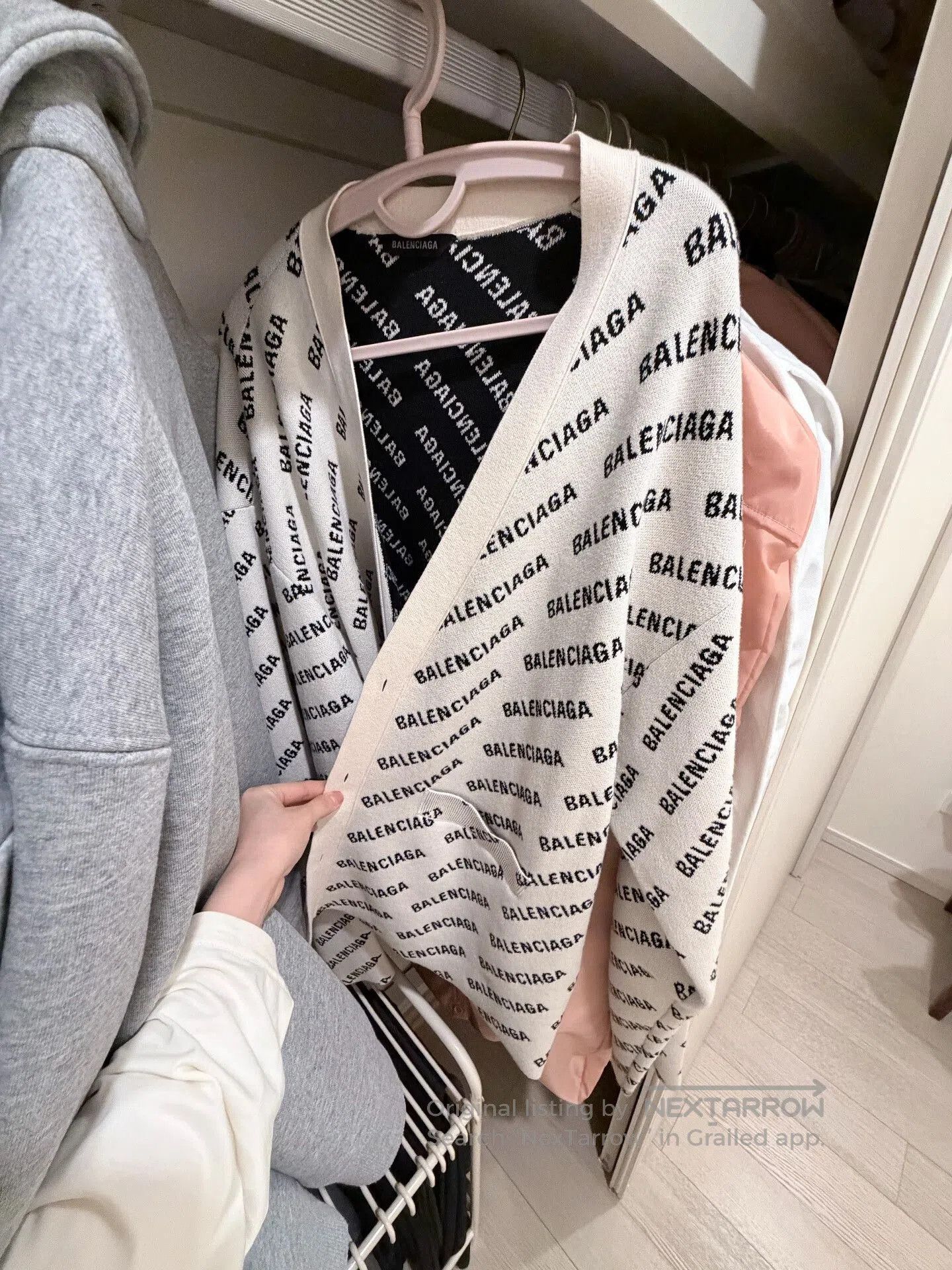 Balenciaga balenciaga logo knit cardigan. Size US M / EU 48-50 / 2 - 4 Thumbnail