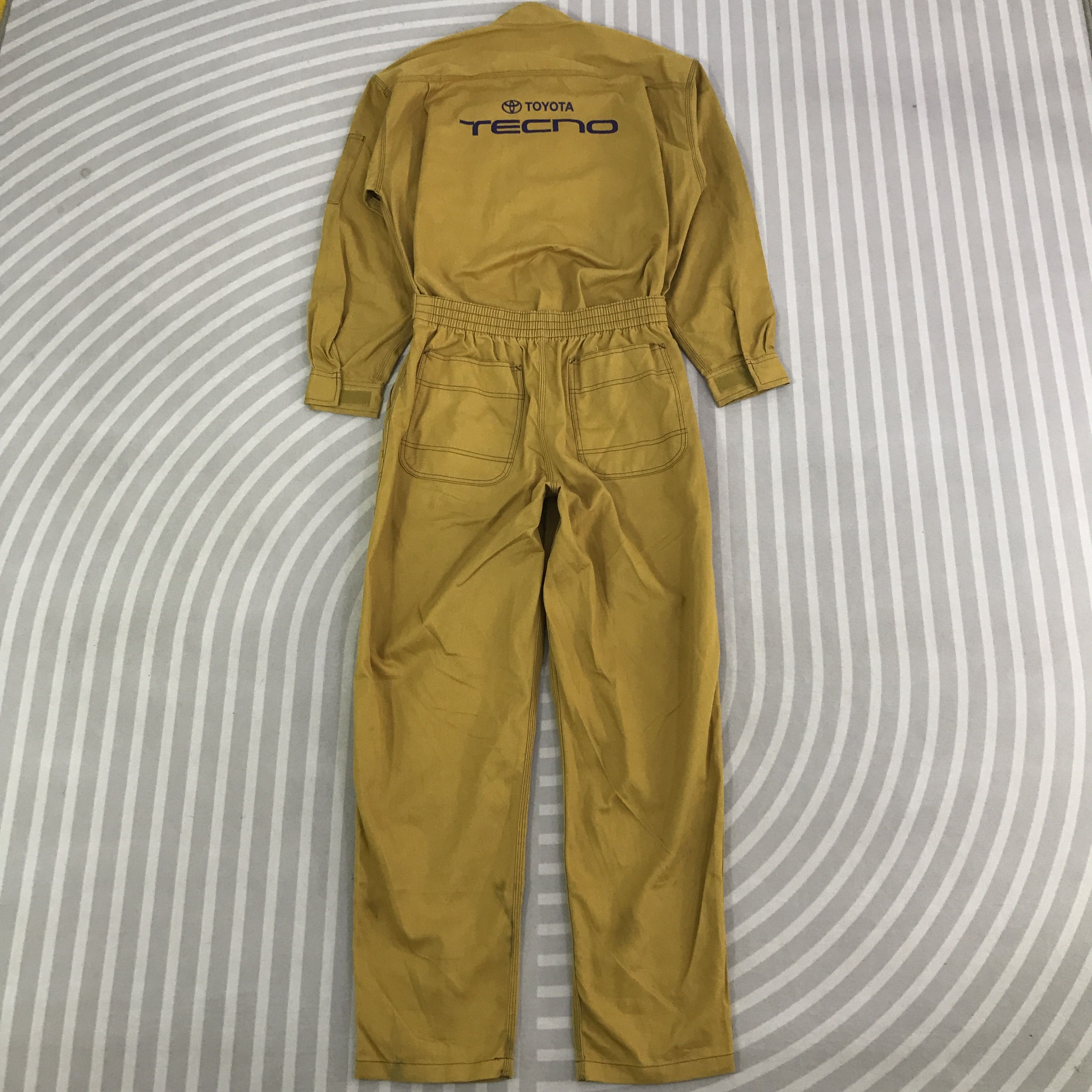 Japanese Brand Vintage Toyota Techno work Coverall Jacket K109B7 Size US L / EU 52-54 / 3 - 1 Thumbnail