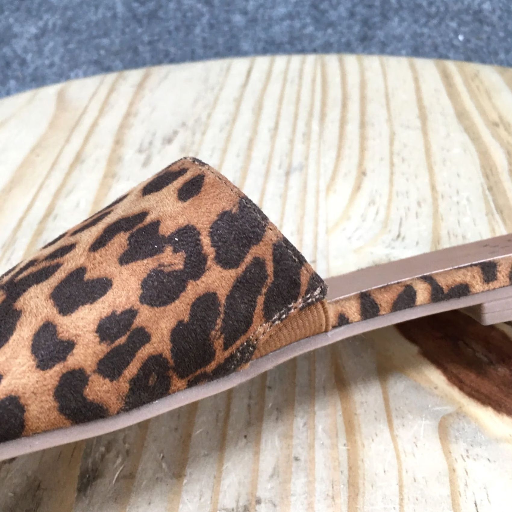 Vintage A New Day Sandals Womens 6 Slide Brown Cheetah Print Slip On Open Toe Flats NEW - Mens Womens Girls Boys Size US 6 / IT 36 - 5 Thumbnail