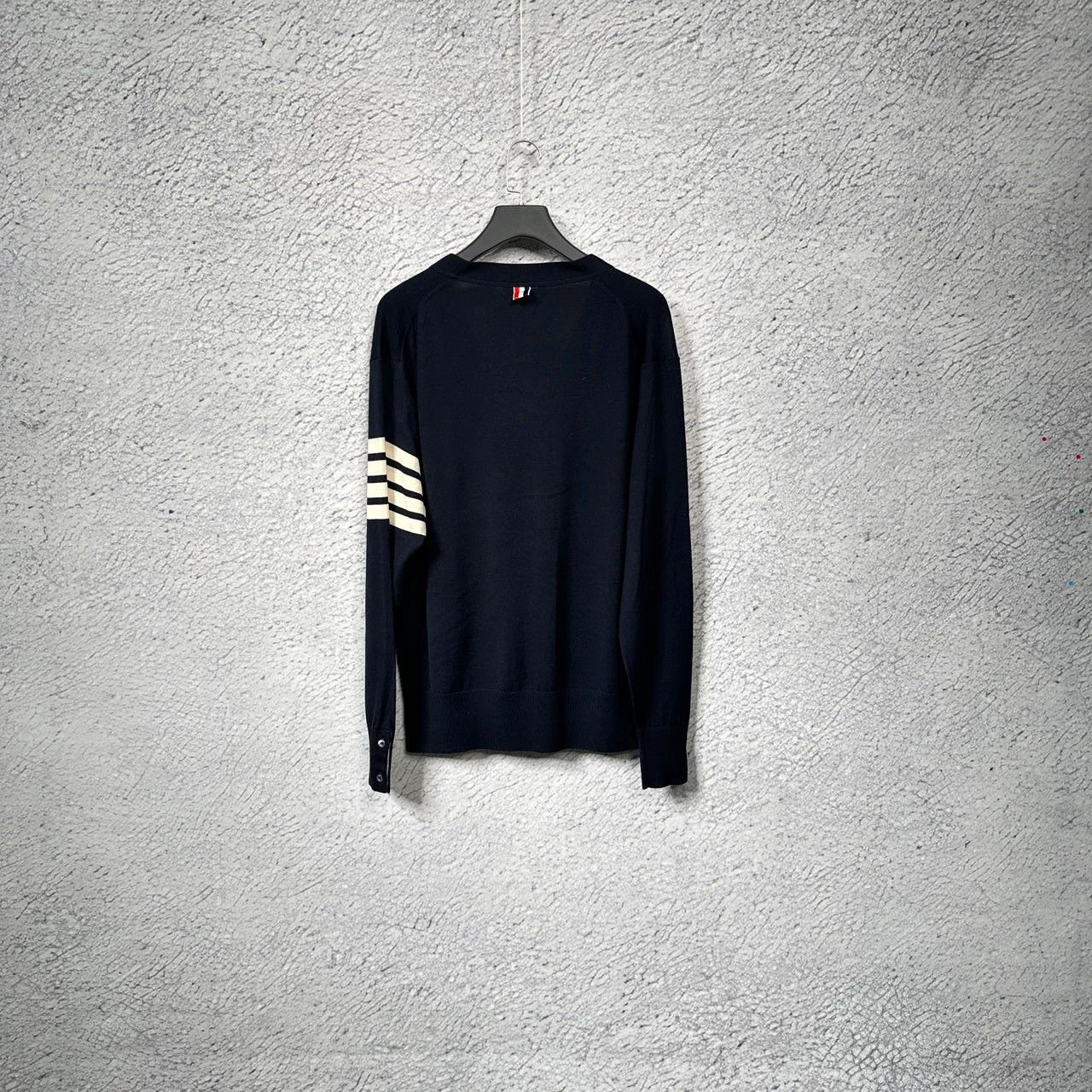 Thom Browne thom browne navy classic cardigan with stripes Size US XL / EU 56 / 4 - 3 Thumbnail
