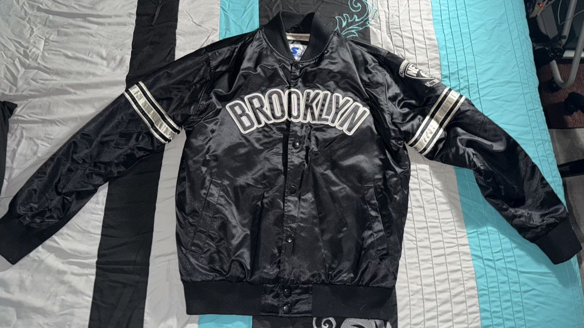 Starter Brooklyn Nets Starter Jacket Worn Once Size Large Size US L / EU 52-54 / 3 - 1 Thumbnail