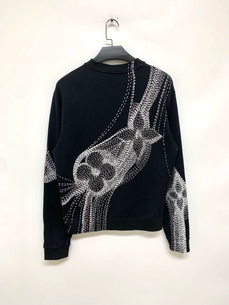 Louis Vuitton Louis Vuitton Three-Flower Sketch Sweatshirt Size US L / EU 52-54 / 3 - 8 Thumbnail