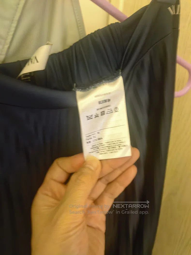 Valentino Valentino Letter skirt Size XL / US 12-14 / IT 48-50 - 3 Thumbnail