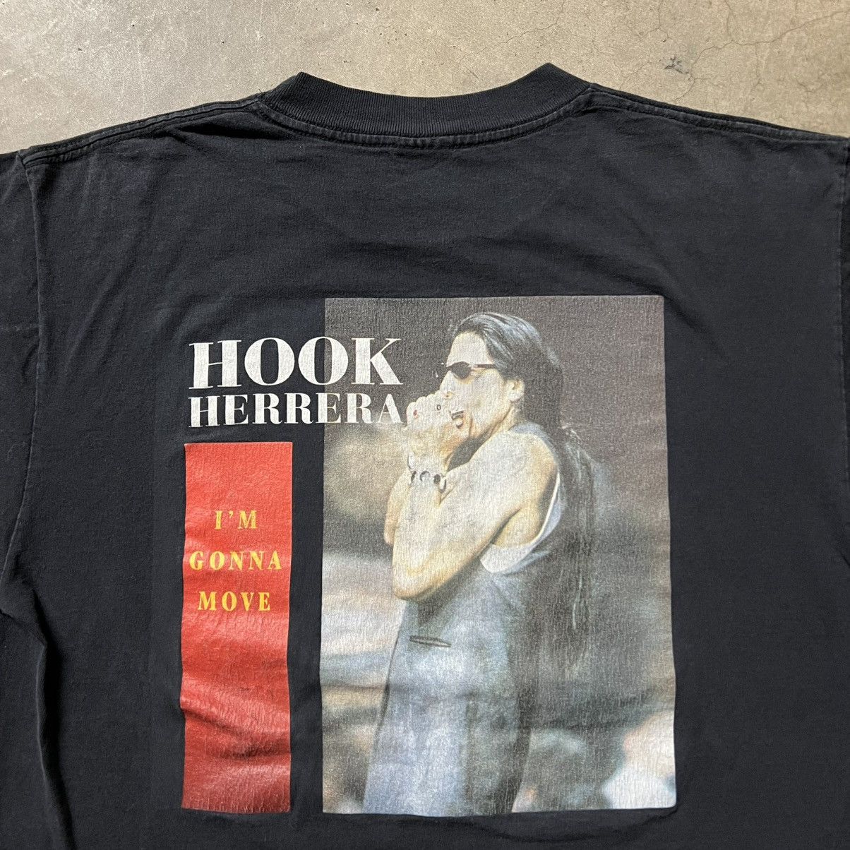 Band Tees × Vintage Vintage 2000’s Hook Herrera “I’m Gonna Move” Band T-Shirt Size US L / EU 52-54 / 3 - 1 Thumbnail
