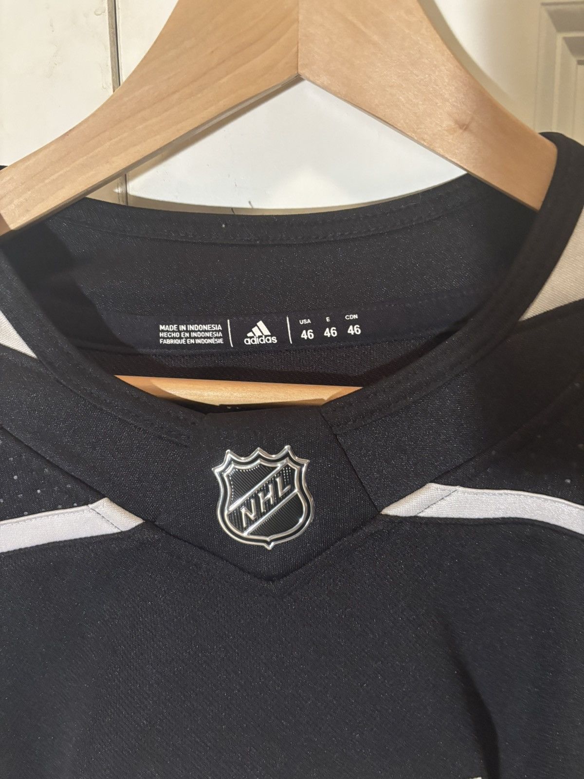 NHL Los Angeles Kings home jersey Size US L / EU 52-54 / 3 - 2 Thumbnail