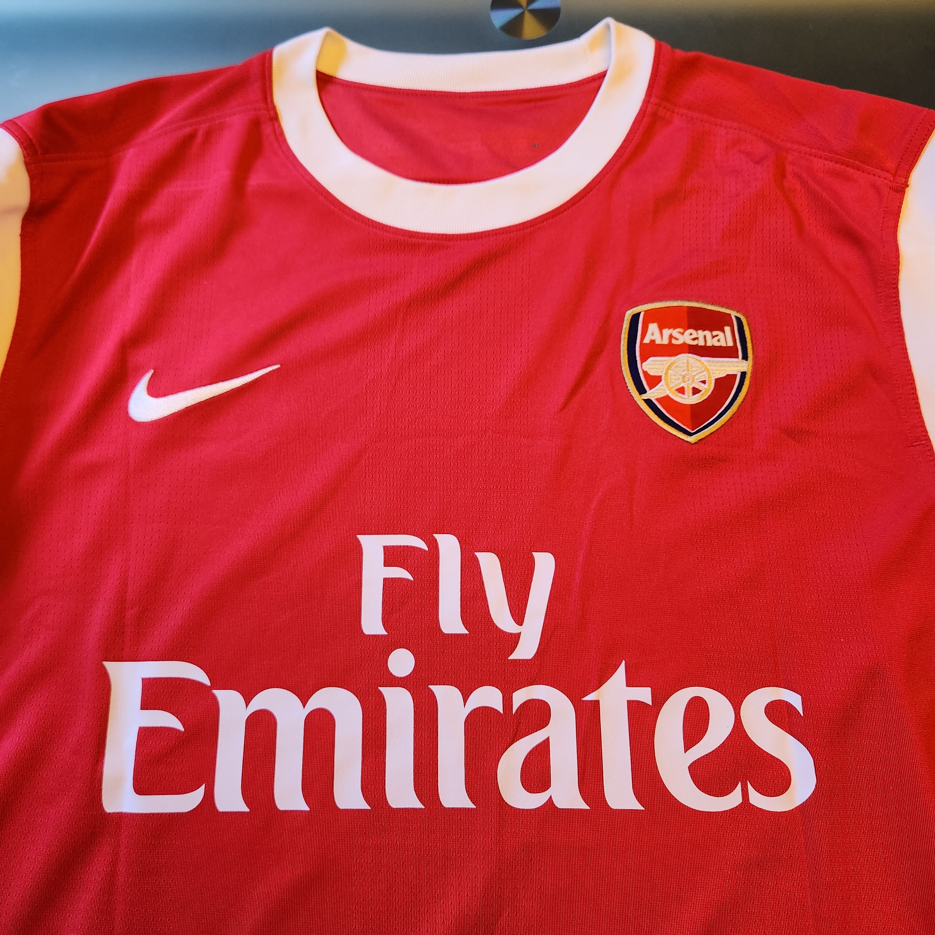 Nike Authentic Retro Arsenal van PERSIE 2010-2011 Home Jersey Size US L / EU 52-54 / 3 - 6 Thumbnail