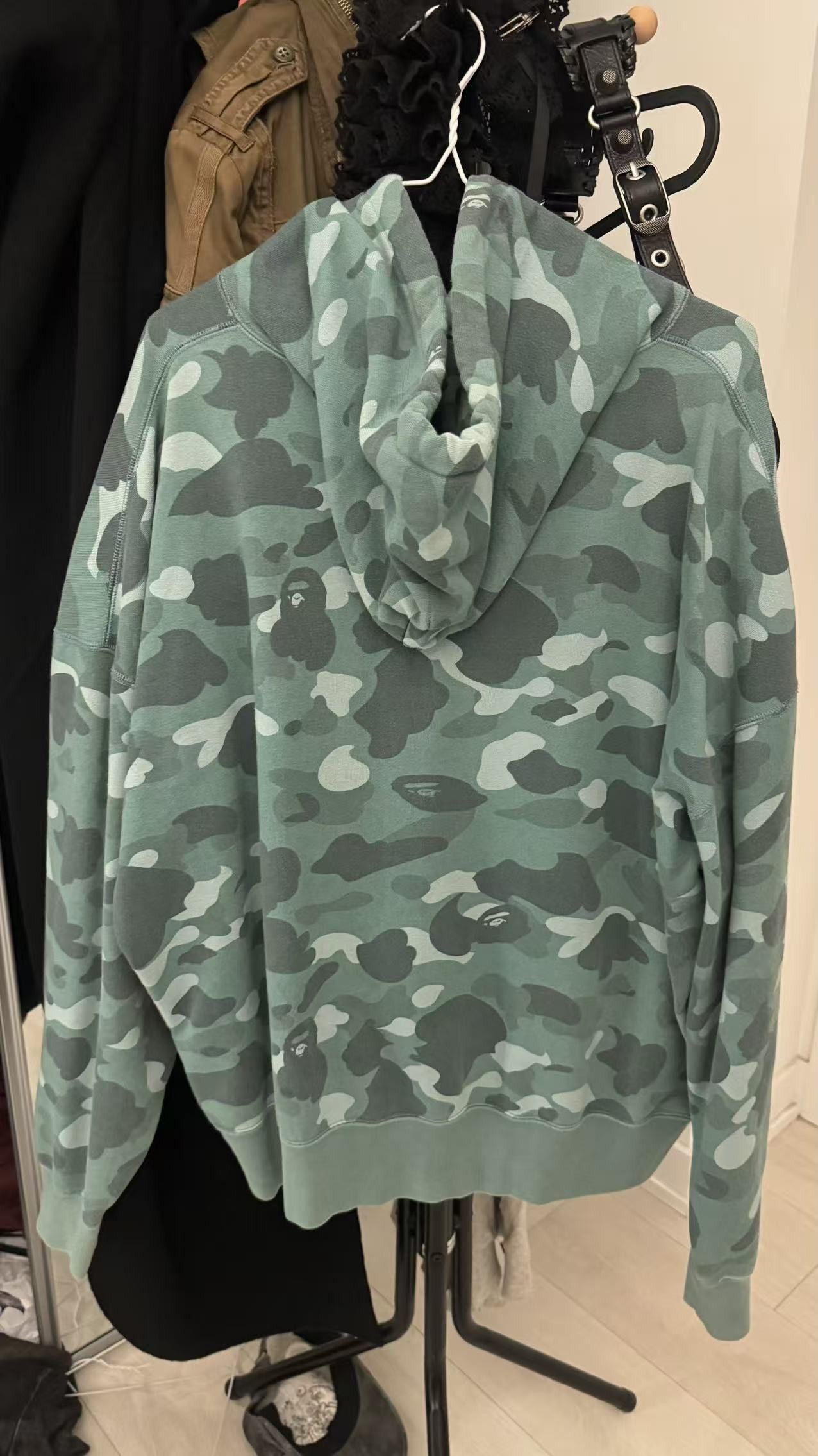 Bape Sold/BAPE hoodie green camo Size US L / EU 52-54 / 3 - 2 Thumbnail