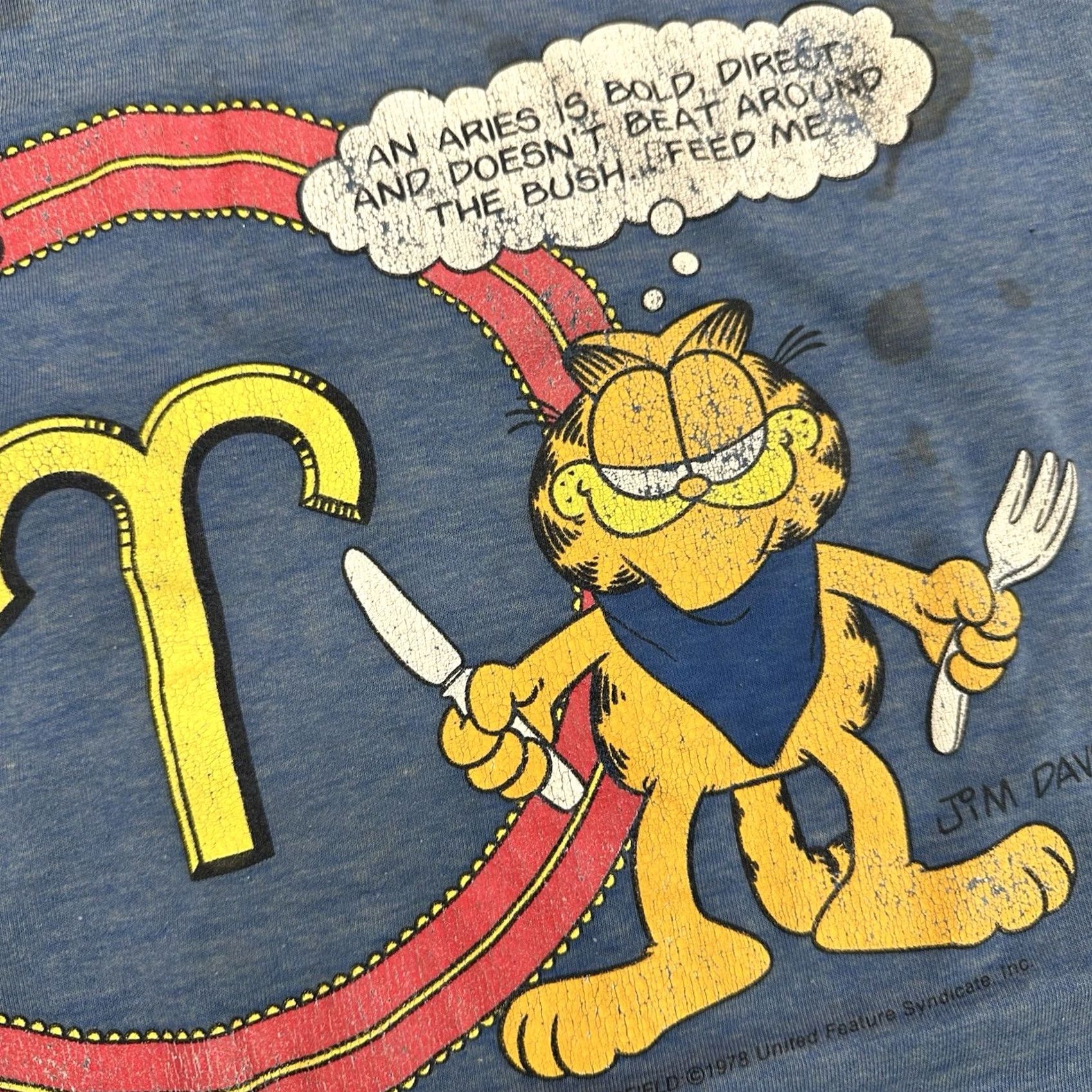 Vintage VINTAGE 1978 Flirts Garfield Jim Davis Aries T Shirt XL Blue Stained Distressed Size US XL / EU 56 / 4 - 2 Thumbnail