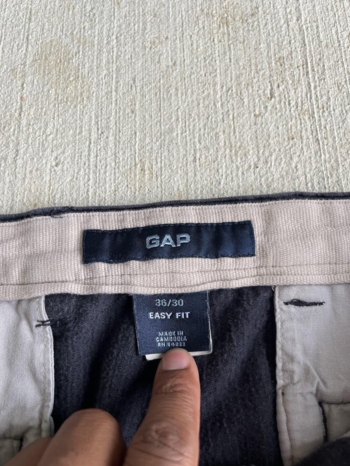 Gap Vintage Gap Easy Fit Pleated Corduroy Pants Gray 36x30 Size US 36 / EU 52 - 3 Thumbnail