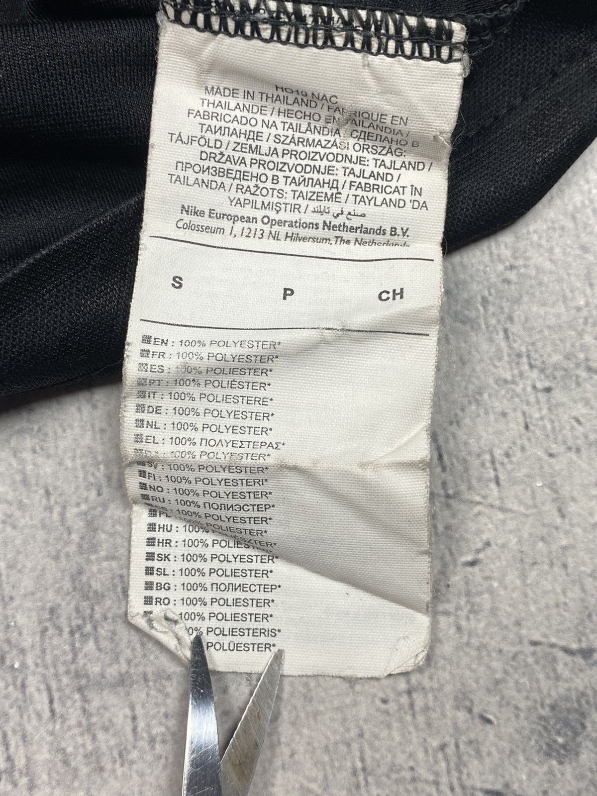 Nike Nike Chelsea FC 2019/20 Third Football Jersey Size US S / EU 44-46 / 1 - 13 Thumbnail