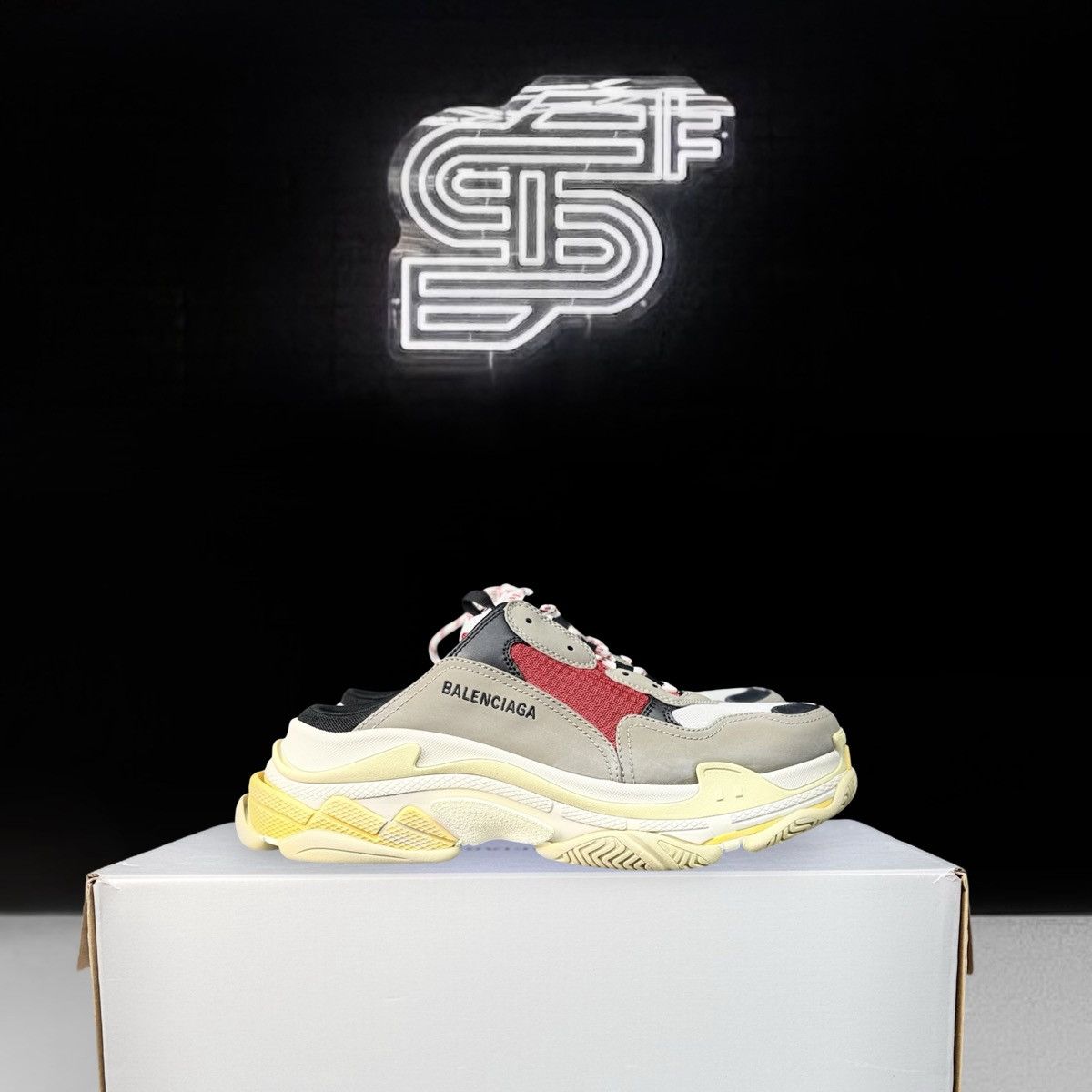 Balenciaga Balenciaga Triple-S Mule Size US 10 / EU 43 - 1 Thumbnail