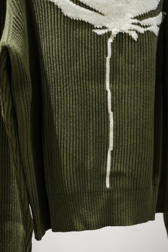 o1y0225 Crewneck Sweater in Military Green