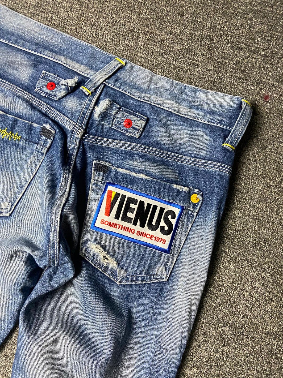 Edwin Edwin + Vienus Something Distressed Denim Jeans (171) Size US 30 / EU 46 - 2 Thumbnail