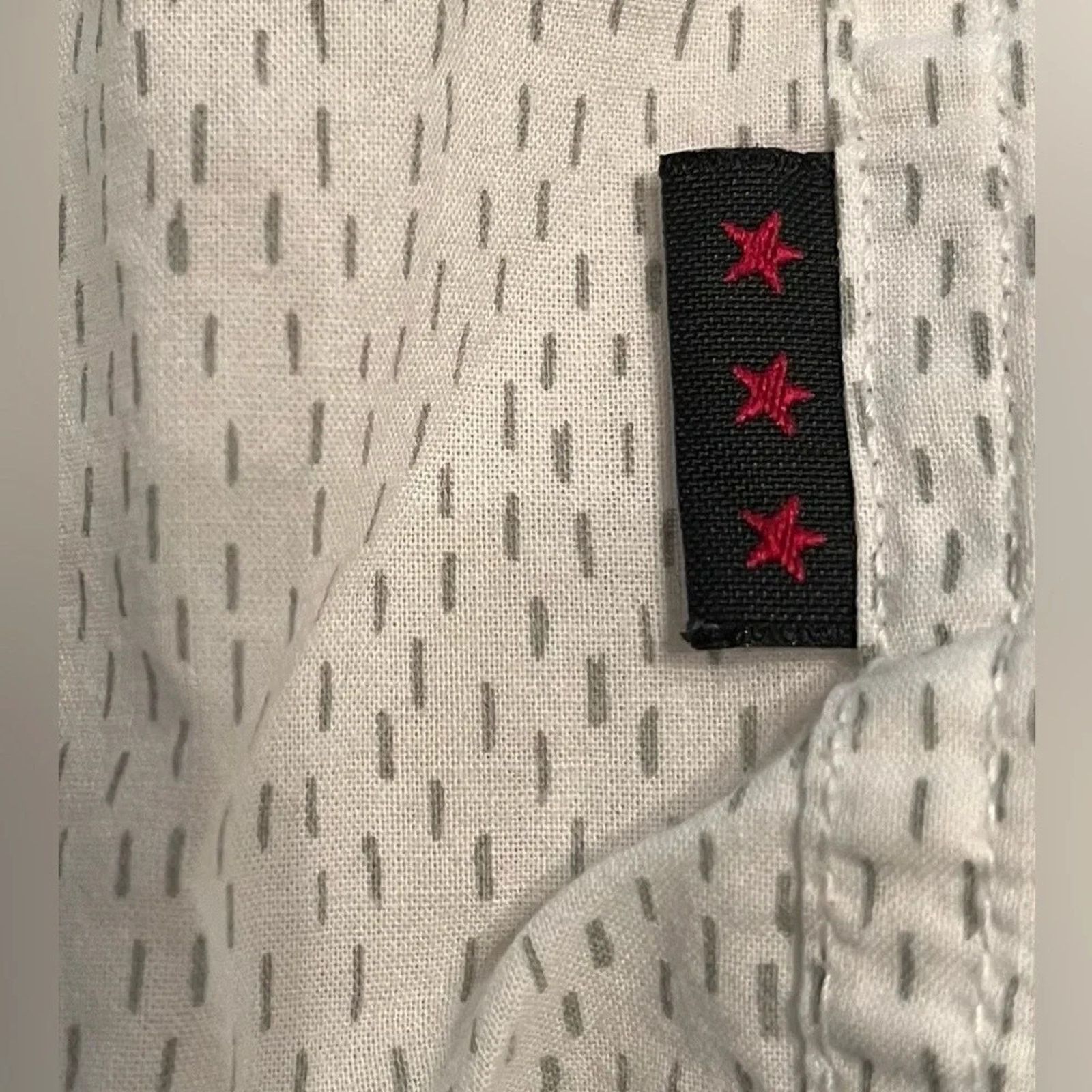 John Varvatos John Varvatos USA button front shirt, size Small Size S / US 4 / IT 40 - 2 Thumbnail