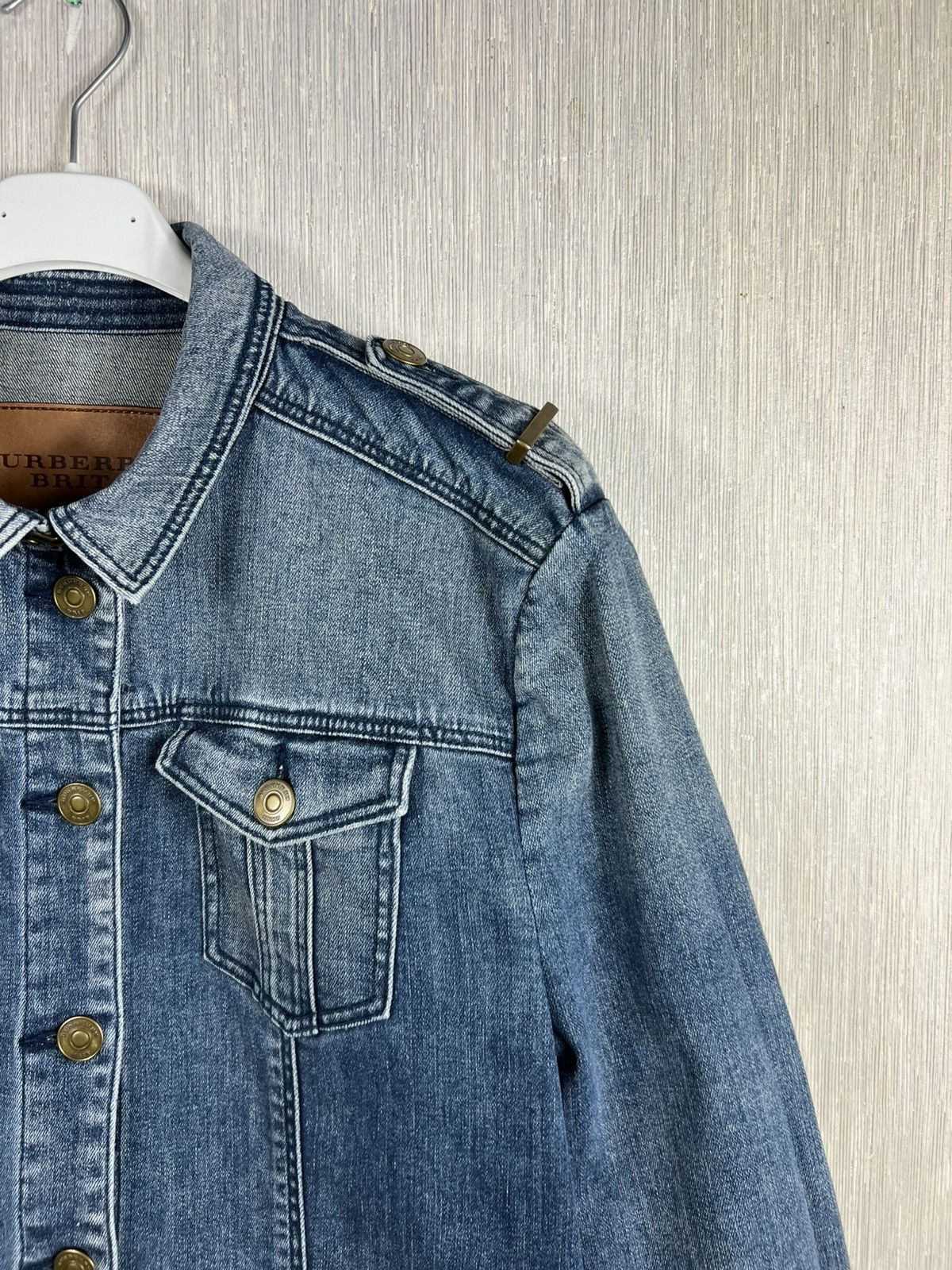 Burberry Burberry Brit denim jacket jeans old money luxury washed Size XL / US 12-14 / IT 48-50 - 4 Thumbnail