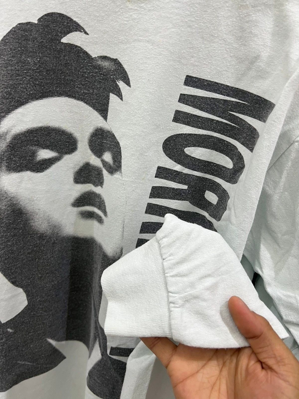 Morrissey VINTAGE 90s MORRESSEY TOUR CONCERT TSHIRT Size US L / EU 52-54 / 3 - 5 Thumbnail