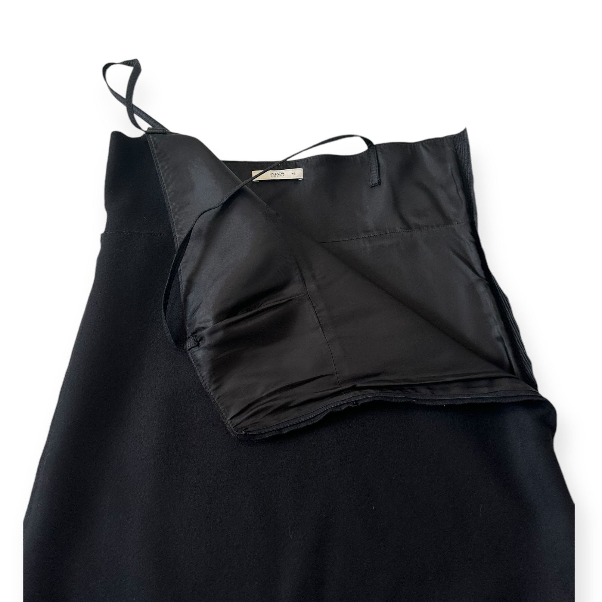 Prada Prada Archival F/W 2005 Runway Opening Look Black Wool Lace Size L / US 10 / IT 46 - 7 Thumbnail
