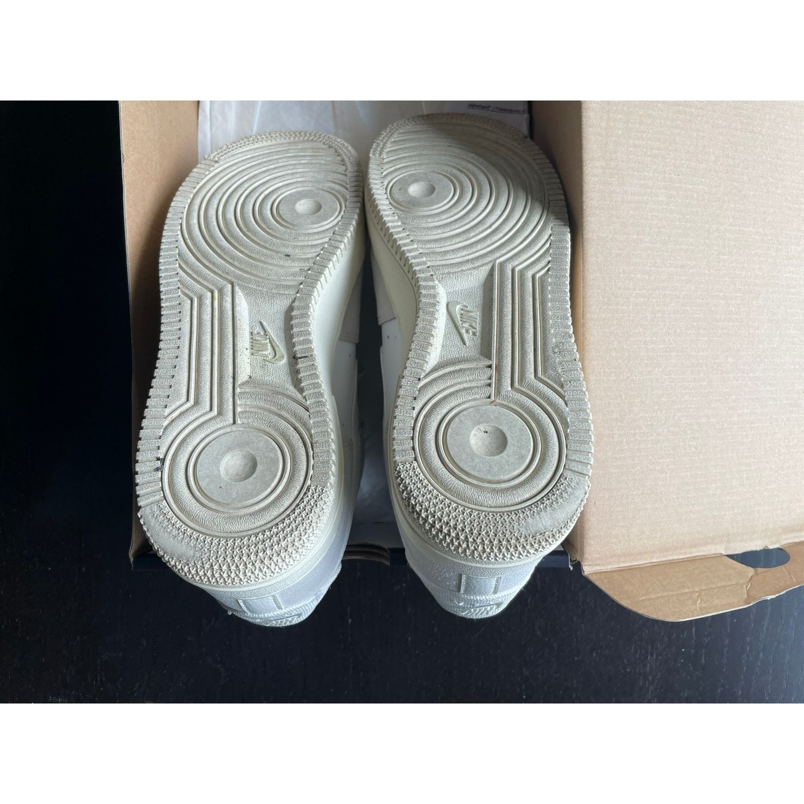 Nike Nike Air Force 1 LV8 "sail" Size US 9.5 / EU 42-43 - 3 Thumbnail