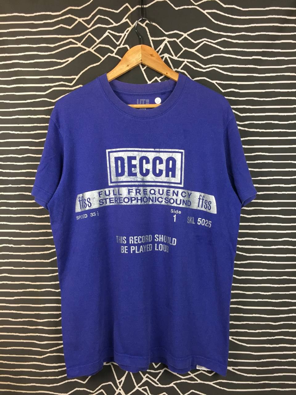 Uniqlo Uniqlo x Decca Records Groove Makers Collection Tee Size XL Size US XL / EU 56 / 4 - 1 Thumbnail