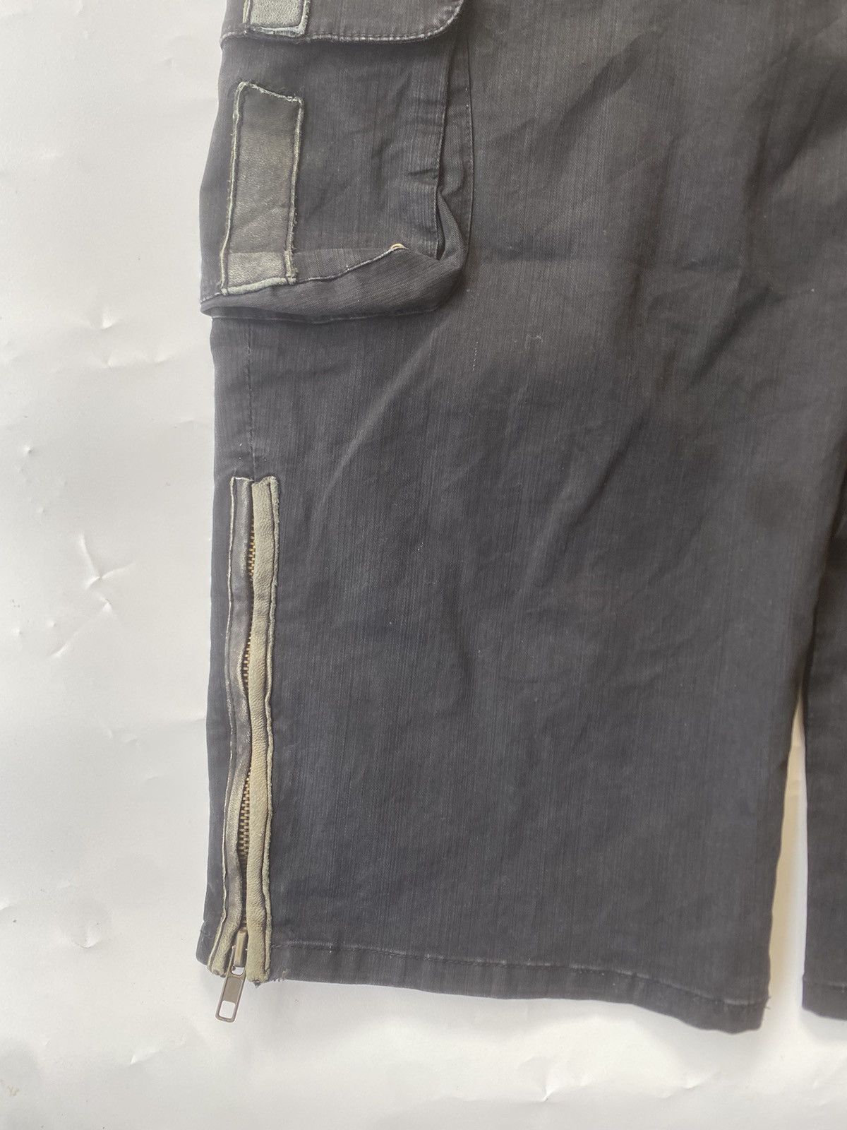 semanticdesign 2000s Semanticdesings Zipper Short Pants Size US 31 - 3 Thumbnail