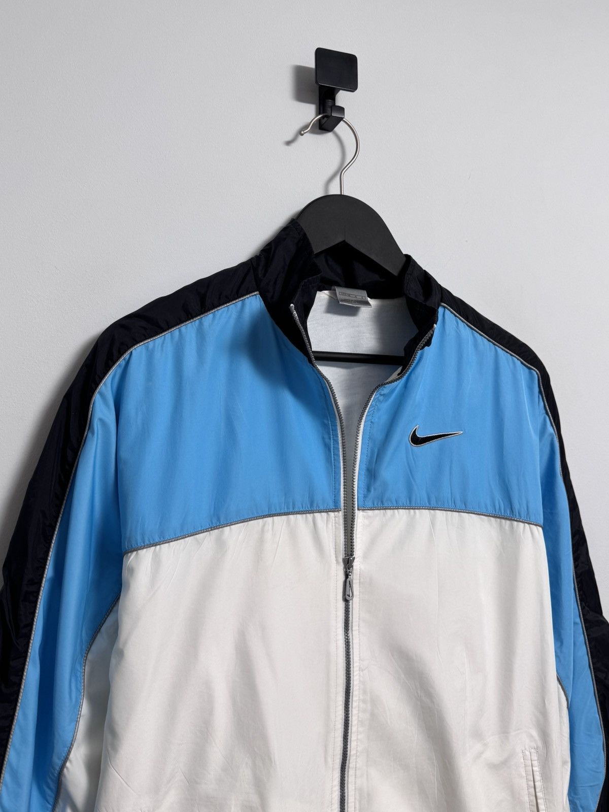 Nike × Vintage Nike Vintage Nylon Jacket Y2K style Hype Size US S / EU 44-46 / 1 - 2 Thumbnail