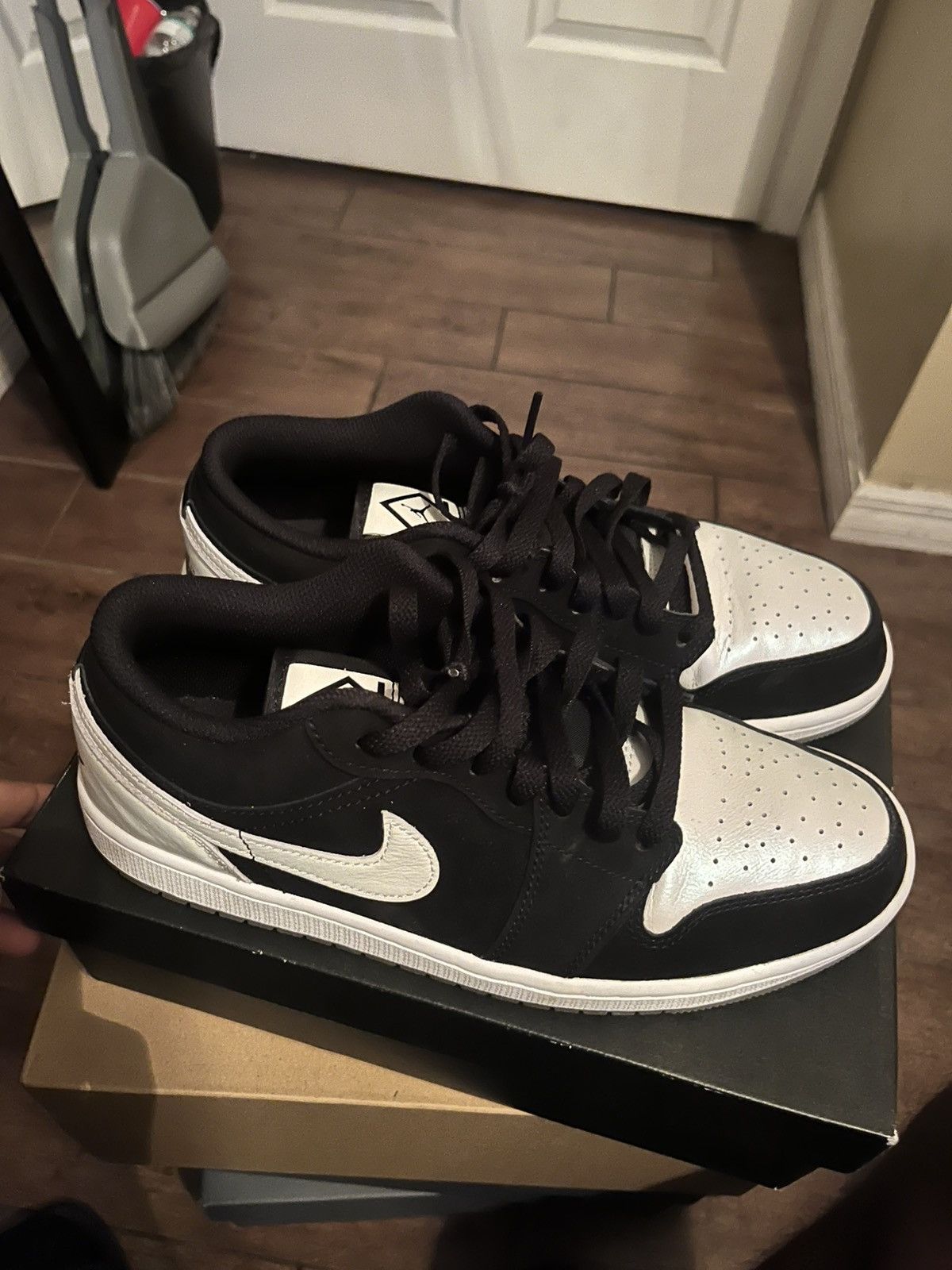 Jordan Brand Jordan 1 low Size US 8.5 / EU 41-42 - 4 Thumbnail