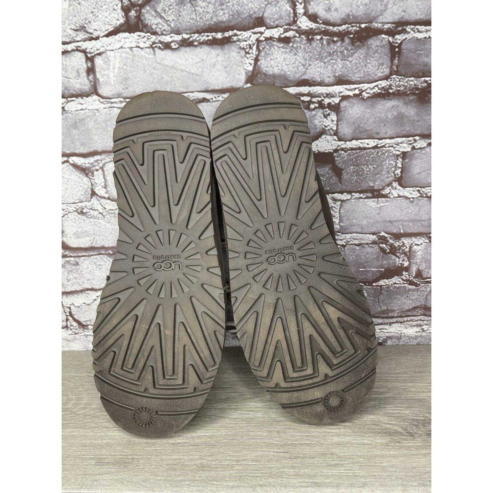 Ugg UGG Kenton Brown Suede Fur Collapsible Slippers Shoes Men Sz Size US 11 / EU 44 - 11 Thumbnail