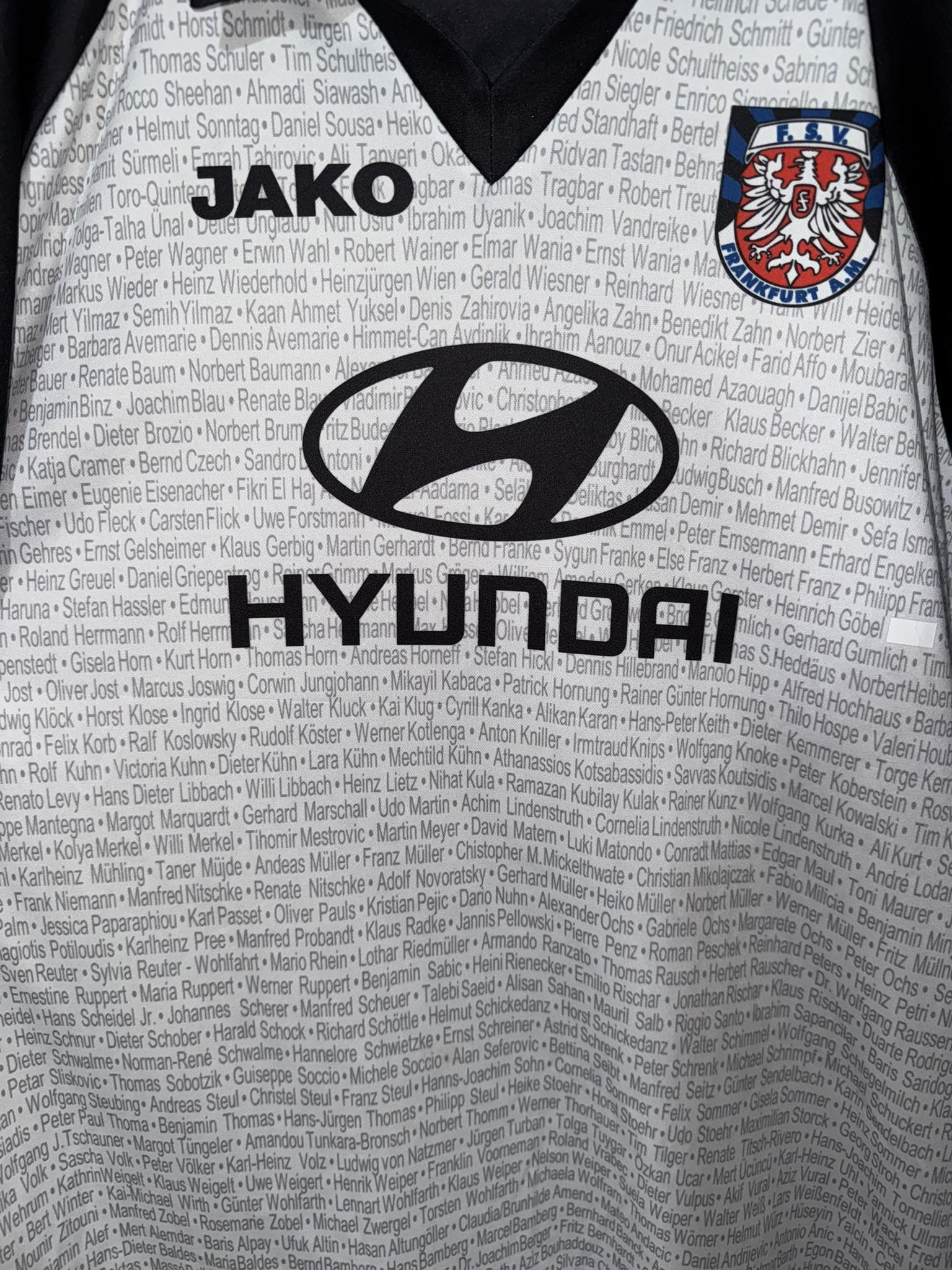 Vintage FSV Frankfurt 2008/09 Goalkeeper issue Christian Como#13 Size US L / EU 52-54 / 3 - 5 Thumbnail
