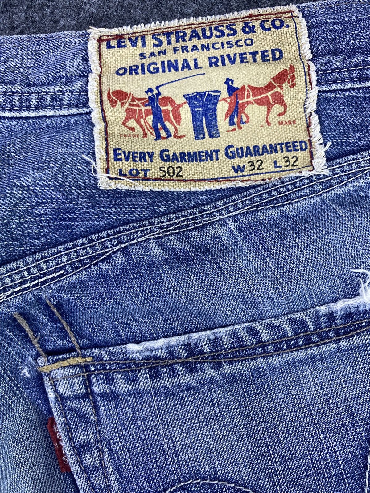 Jean × Levi's × Vintage Vintage Levis 502 Distresses Blue Wash Jeans - J882 Size US 32 / EU 48 - 11 Thumbnail