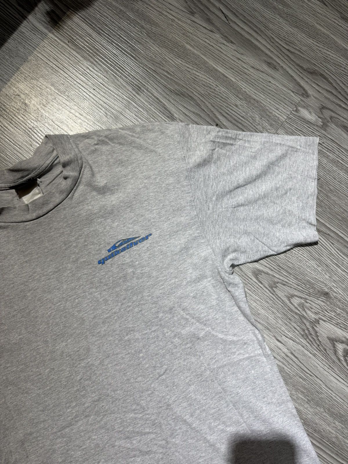 Quiksilver 90’s QUICKSILVER RARE CENTRAL LOGO RETRO JAPANESE TSHIRT Size US L / EU 52-54 / 3 - 3 Thumbnail