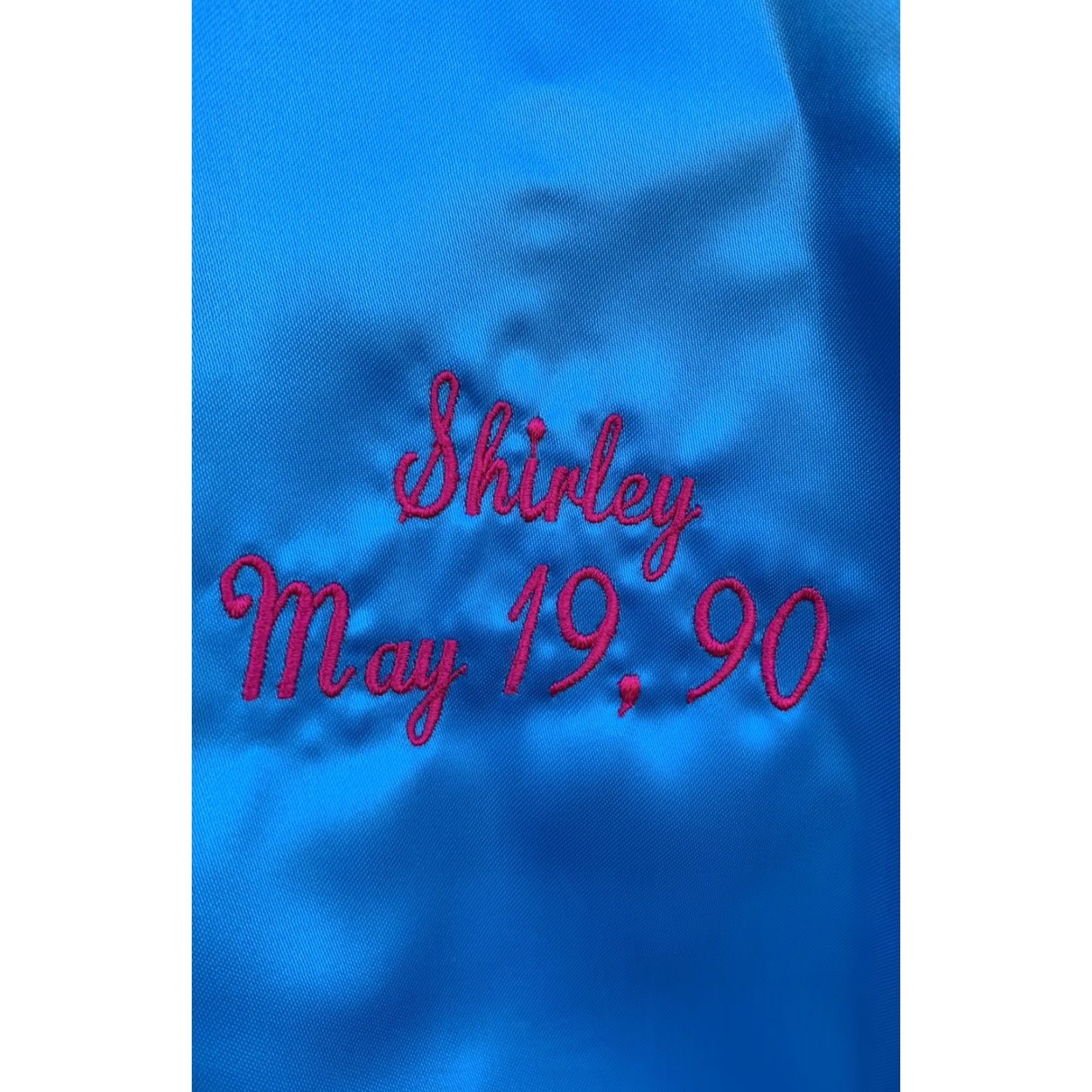 Vintage VINTAGE Tour Satin Jacket Unisex Adults L Blue Nylon Lining Embroidered 1990s 80s Casual Travel Pockets Snap Closure Size US L / EU 52-54 / 3 - 5 Thumbnail
