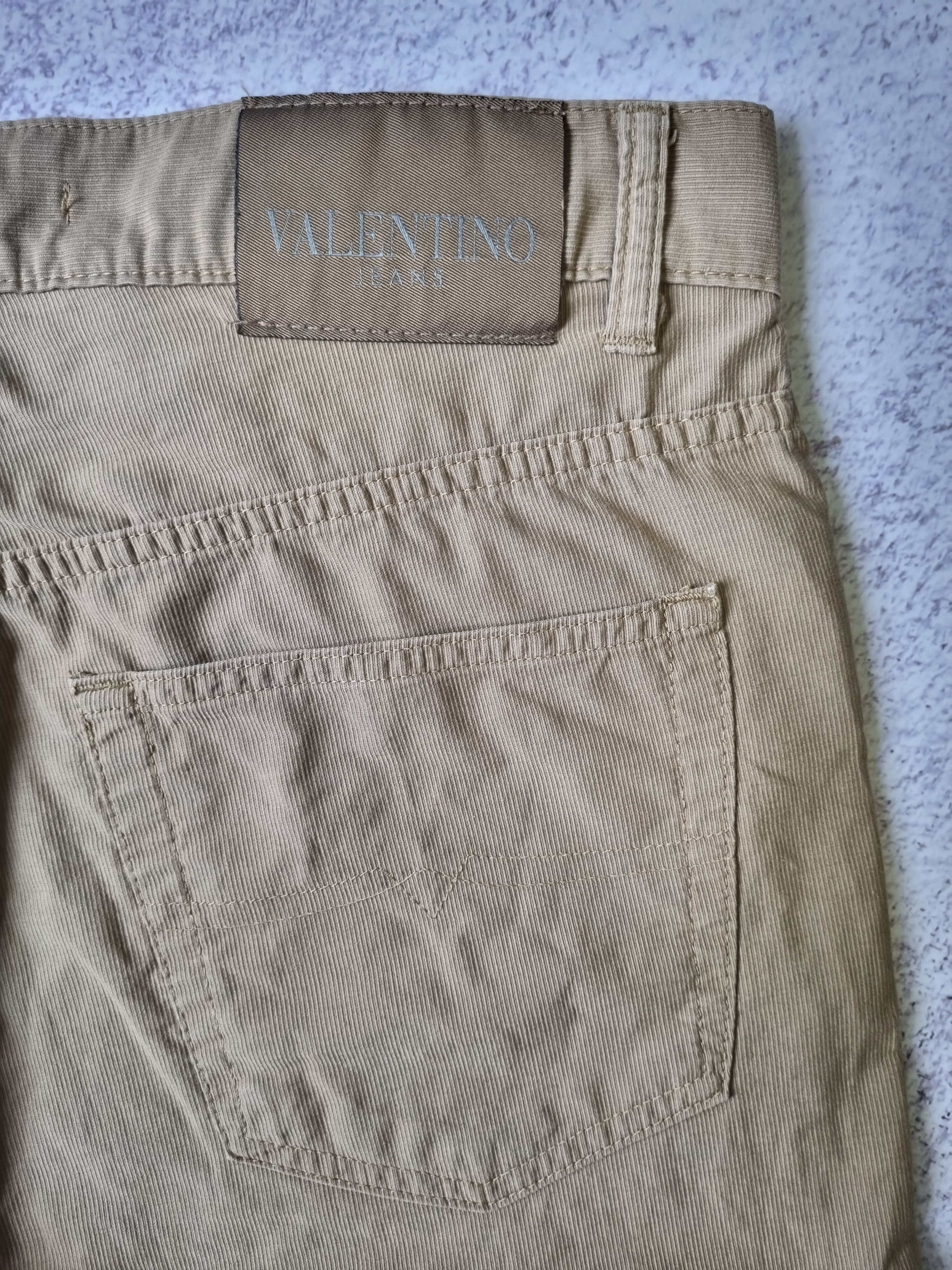 Valentino × Versace × Vintage Vintage Valentino Jeans Beige Pants Size US 32 / EU 48 - 1 Thumbnail