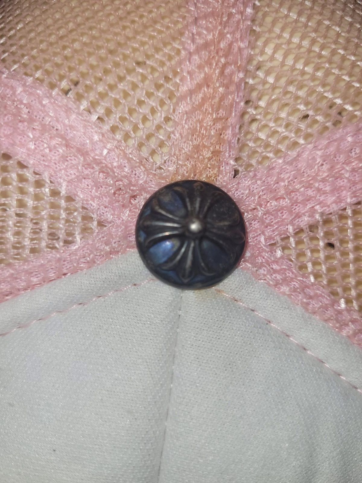 Chrome Hearts Limited Colour Vintage Chrome Heart Trucker Hat Size ONE SIZE - 2 Thumbnail