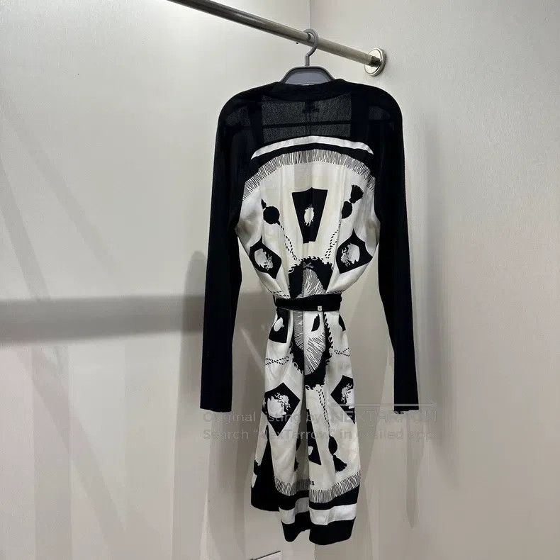 Hermes Hermes Pattern Printed Belted Silk Jacket Size XS / US 0-2 / IT 36-38 - 2 Thumbnail