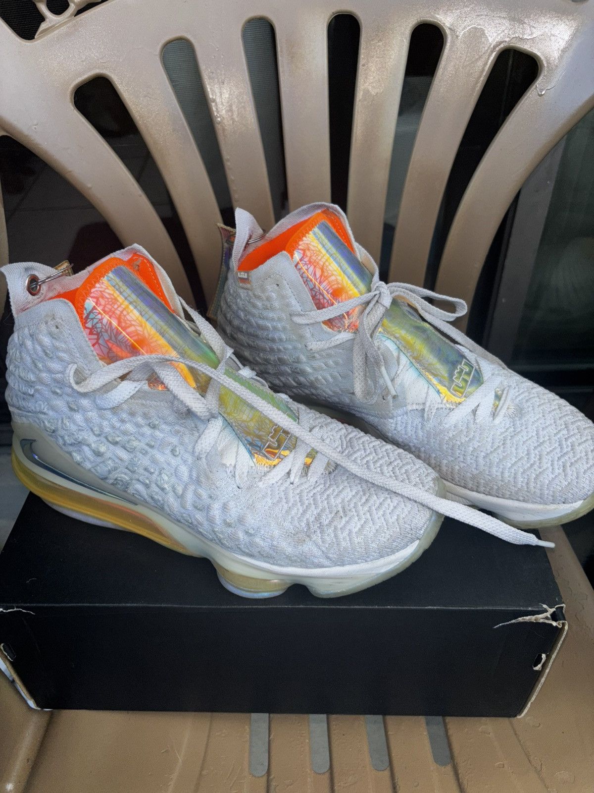 Nike Nike LeBron 17 ‘future air’ Size US 9.5 / EU 42-43 - 1 Thumbnail