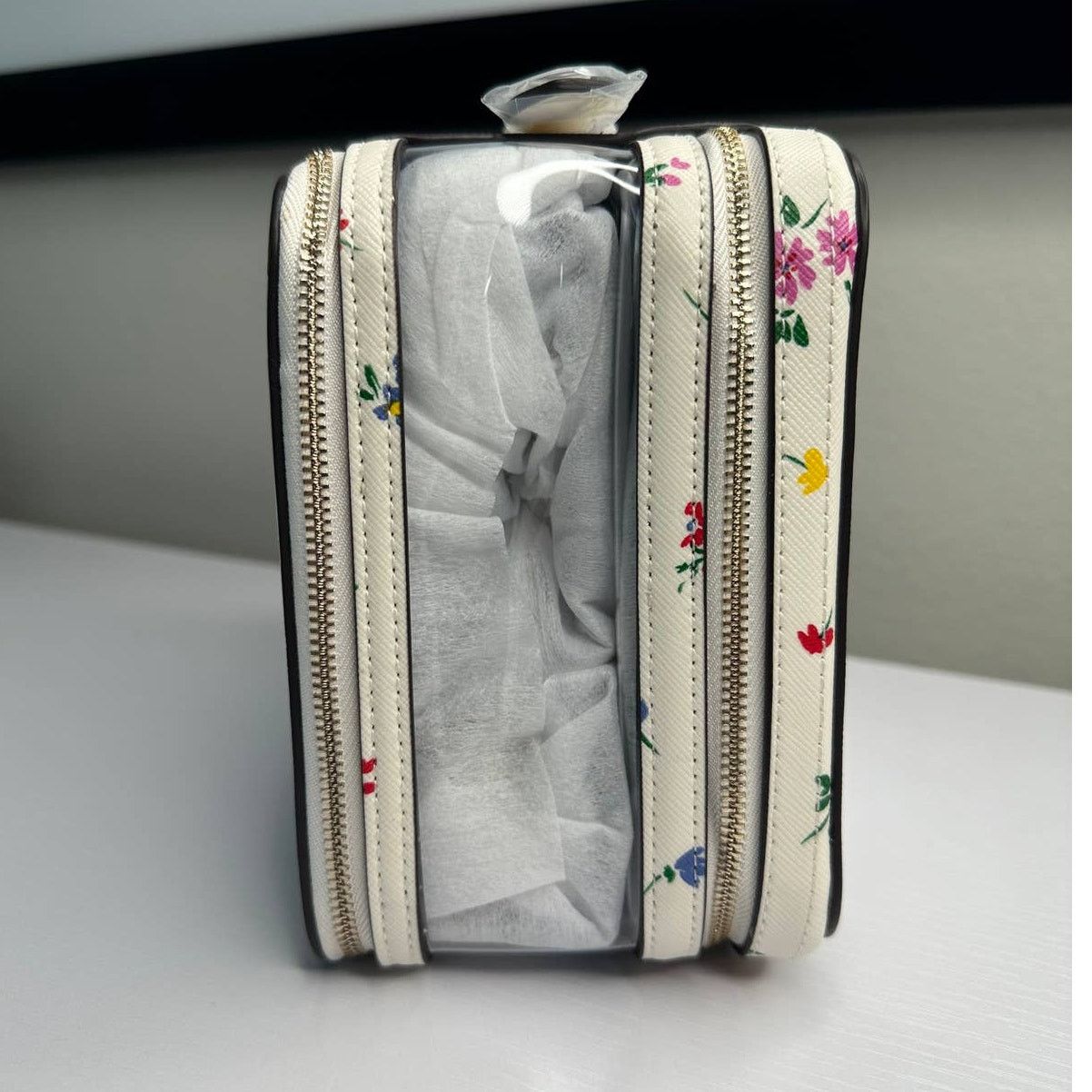 Kate Spade Kate Spade Staci Garden Bouquet Travel Cosmetic Set Size ONE SIZE - 3 Thumbnail