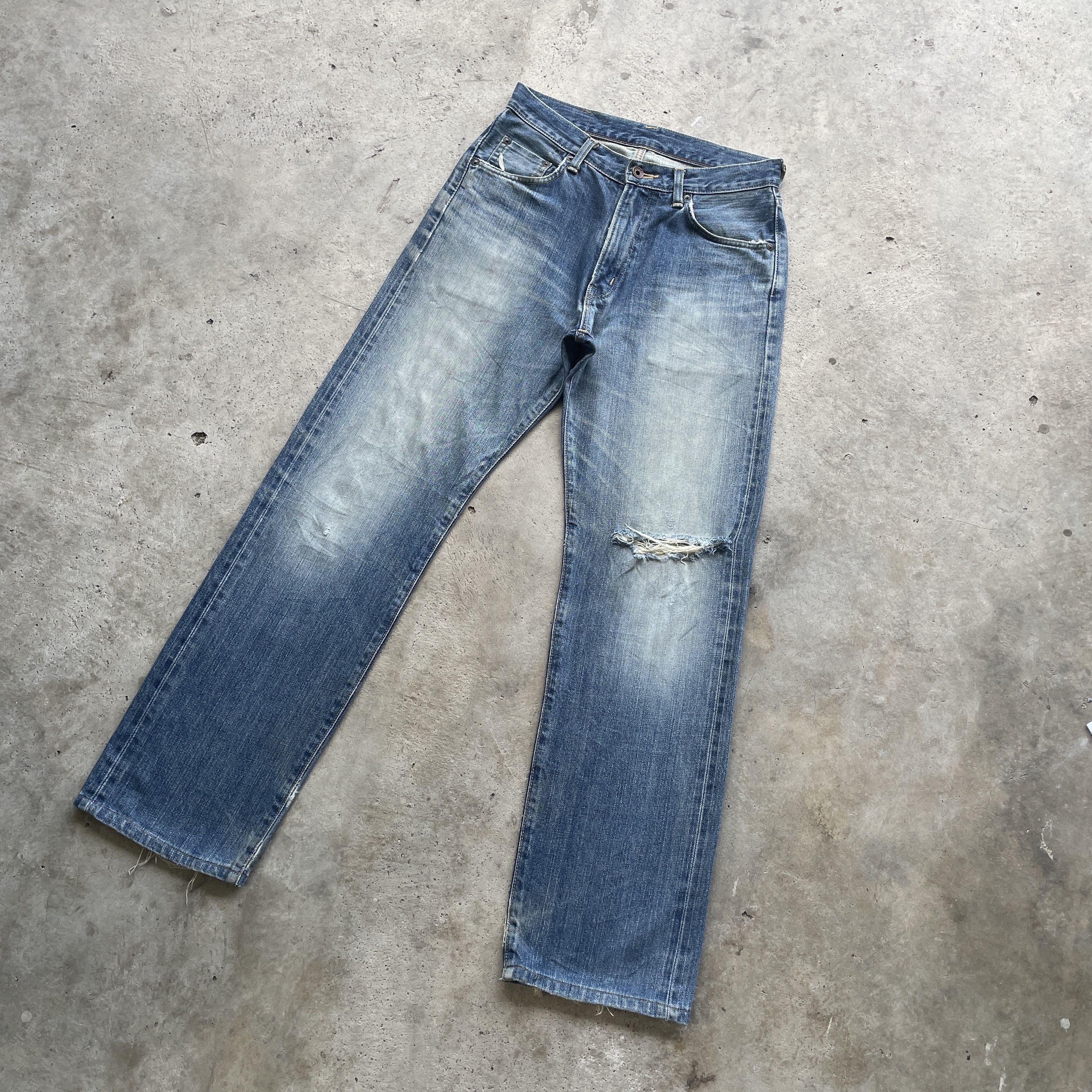 Japanese Brand VINTAGE EDWIN 505xx SELVEDGE DISTRESSED FADED JEANS PANTS Size US 29 - 1 Thumbnail