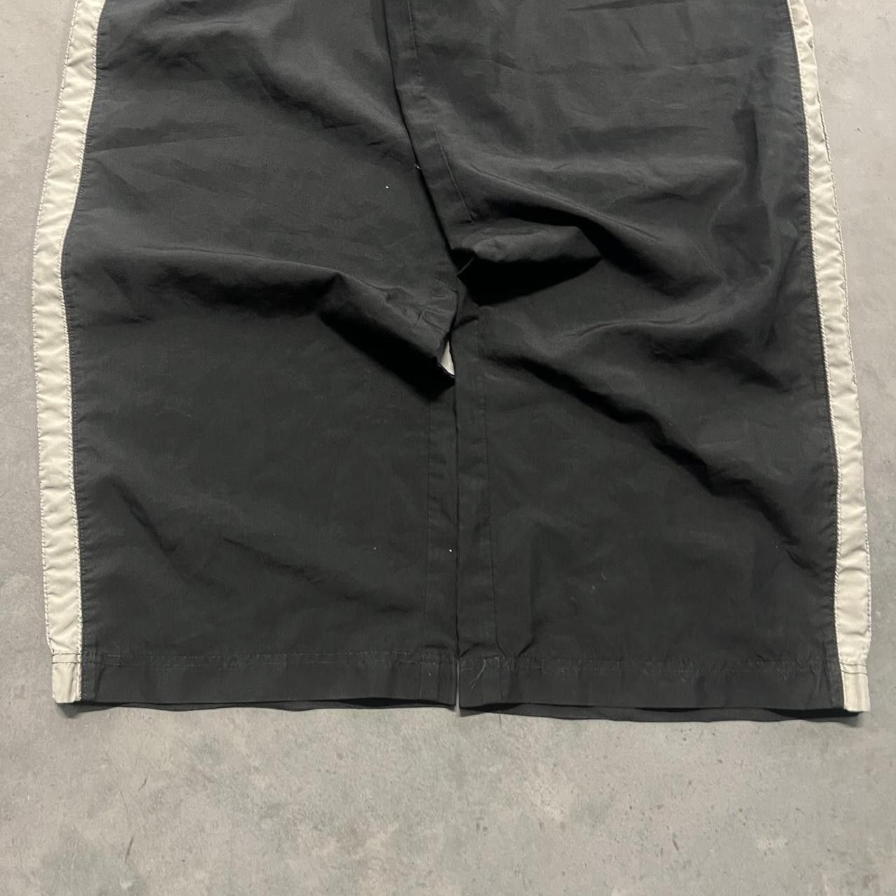 Vintage Vintage Y2K/2000s Baggy Striped Track pants with adjustable waistband and drawstrings! Size US 32 / EU 48 - 4 Thumbnail