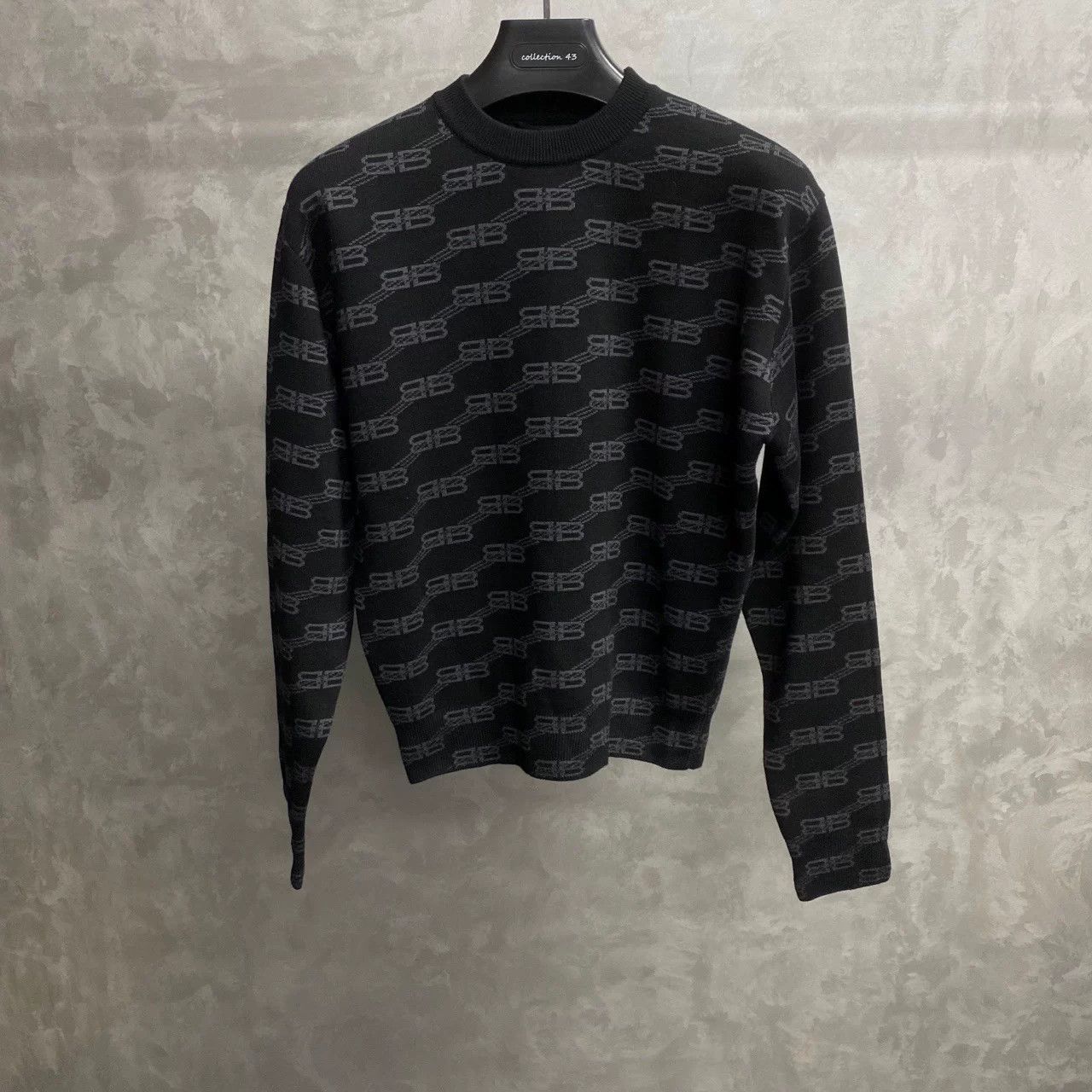 Balenciaga Balenciaga Black Lock Buckle Logo Knit Sweater Size US XS / EU 42 / 0 - 1 Thumbnail