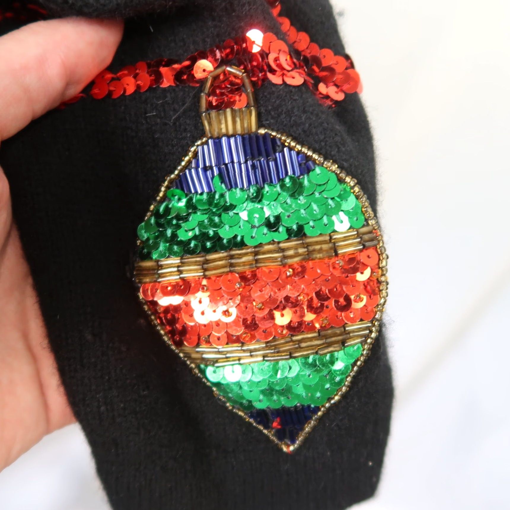 Vintage VINTAGE 90S CHRISTMAS WESTBOUND BLACK ANGORA WOOL SEQUIN CARDIGAN M User: VINTAGE 90S WESTBOUND BLACK ANGORA WOOL SEQUIN CARDIGAN M Size M / US 6-8 / IT 42-44 - 6 Thumbnail